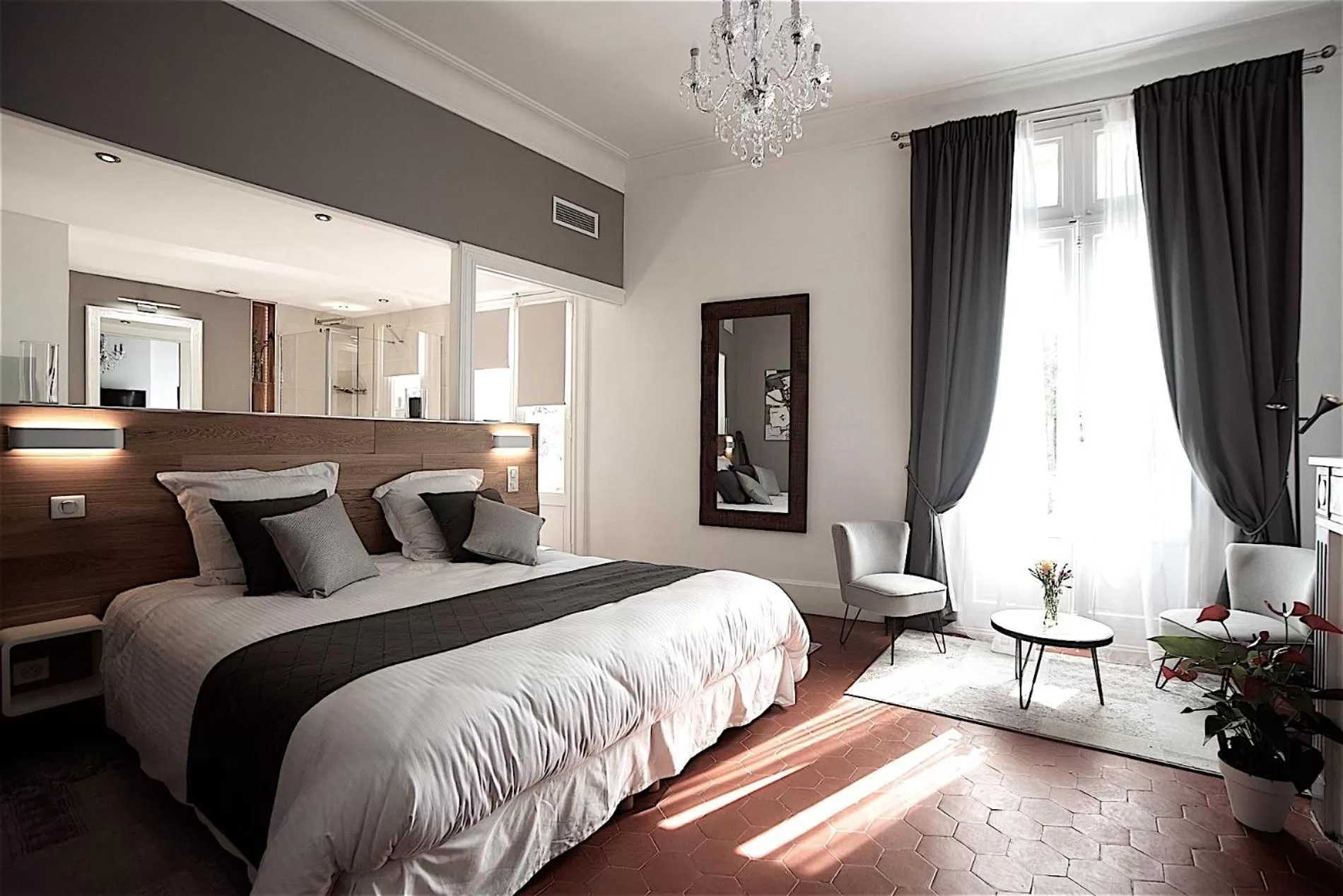 Bed in La Domitia - Maison d'hôtes, massages & bien-être