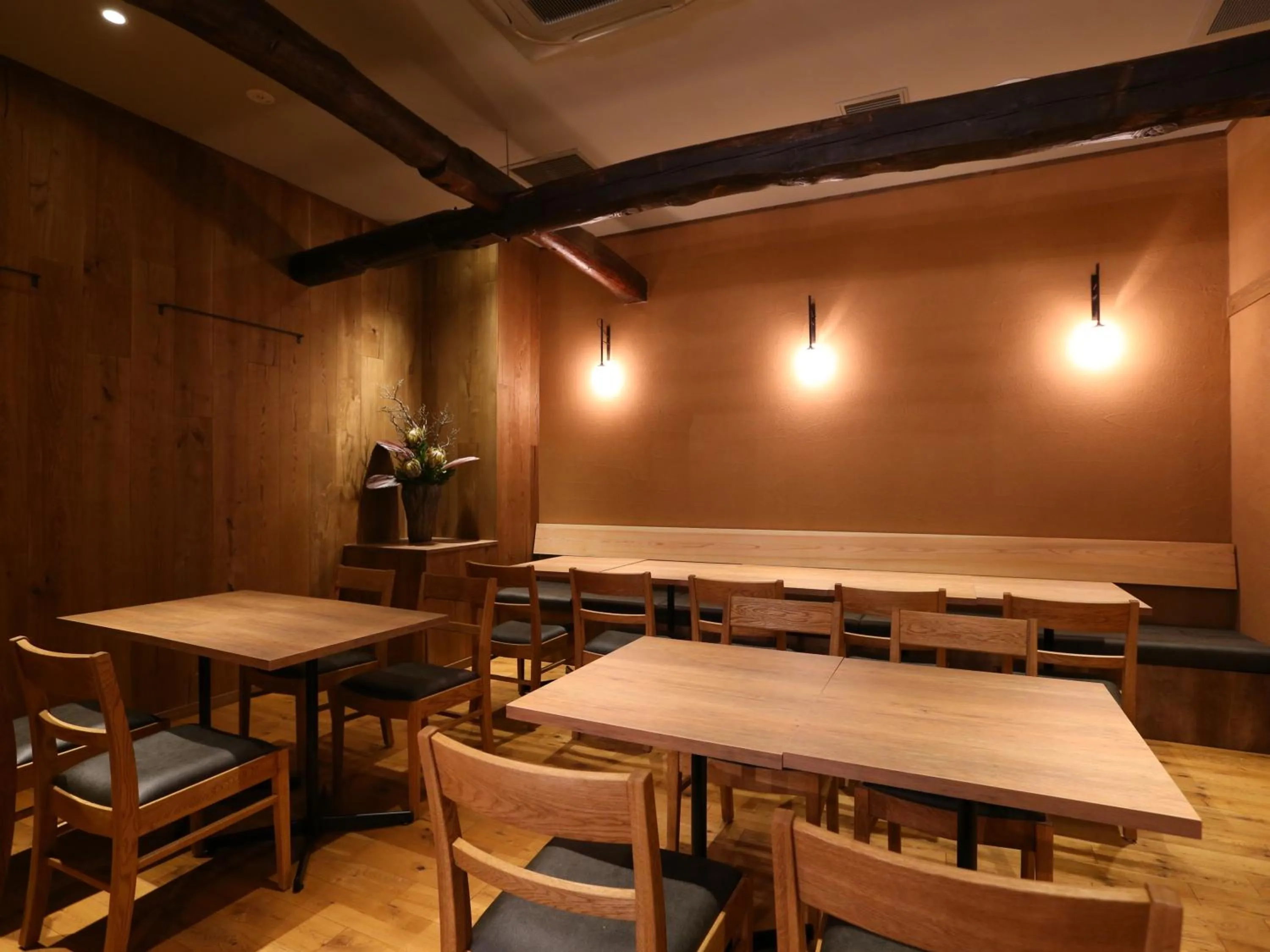 Restaurant/places to eat in KOKO HOTEL Higashiosaka - formerly Hotel Wing International Select Higashi Osaka