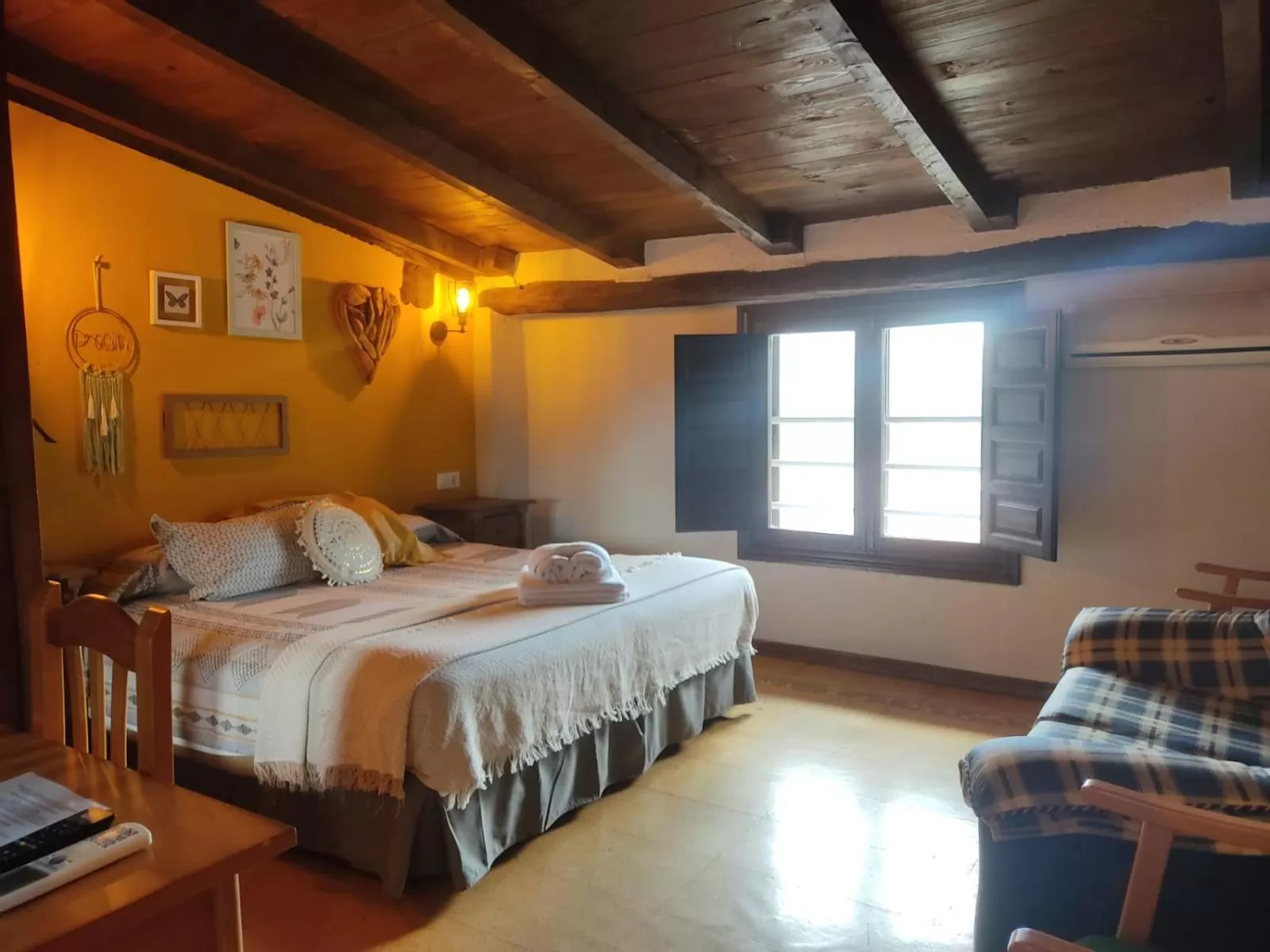 Bed in Hotel Judería Valle del Jerte