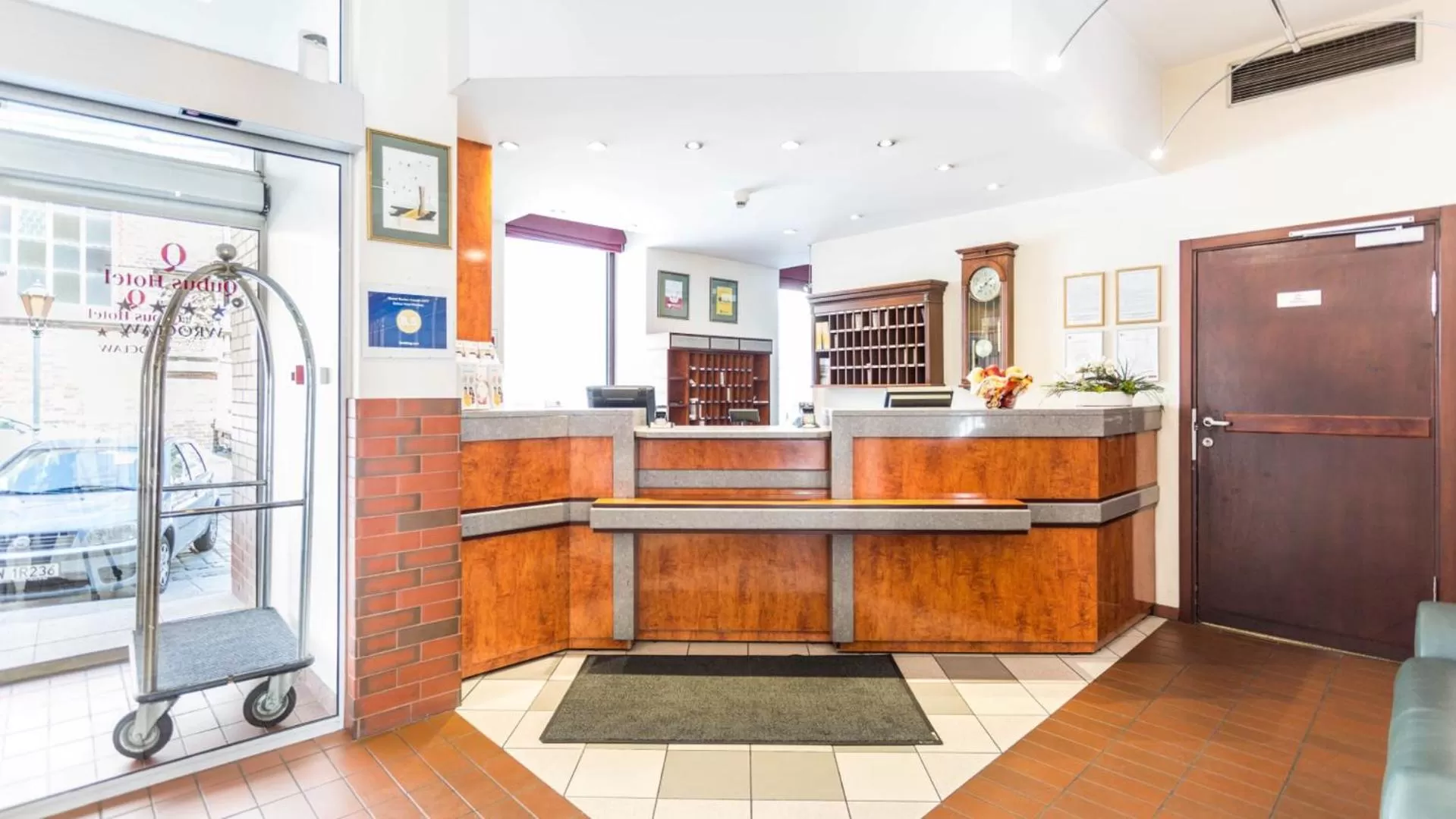 Lobby or reception in Qubus Hotel Wrocław