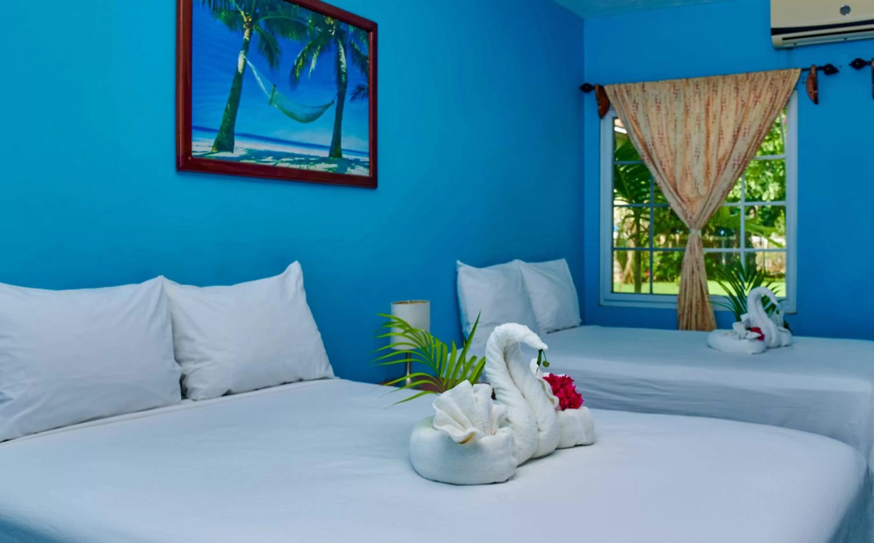 Bed in Yellow Bird Sea