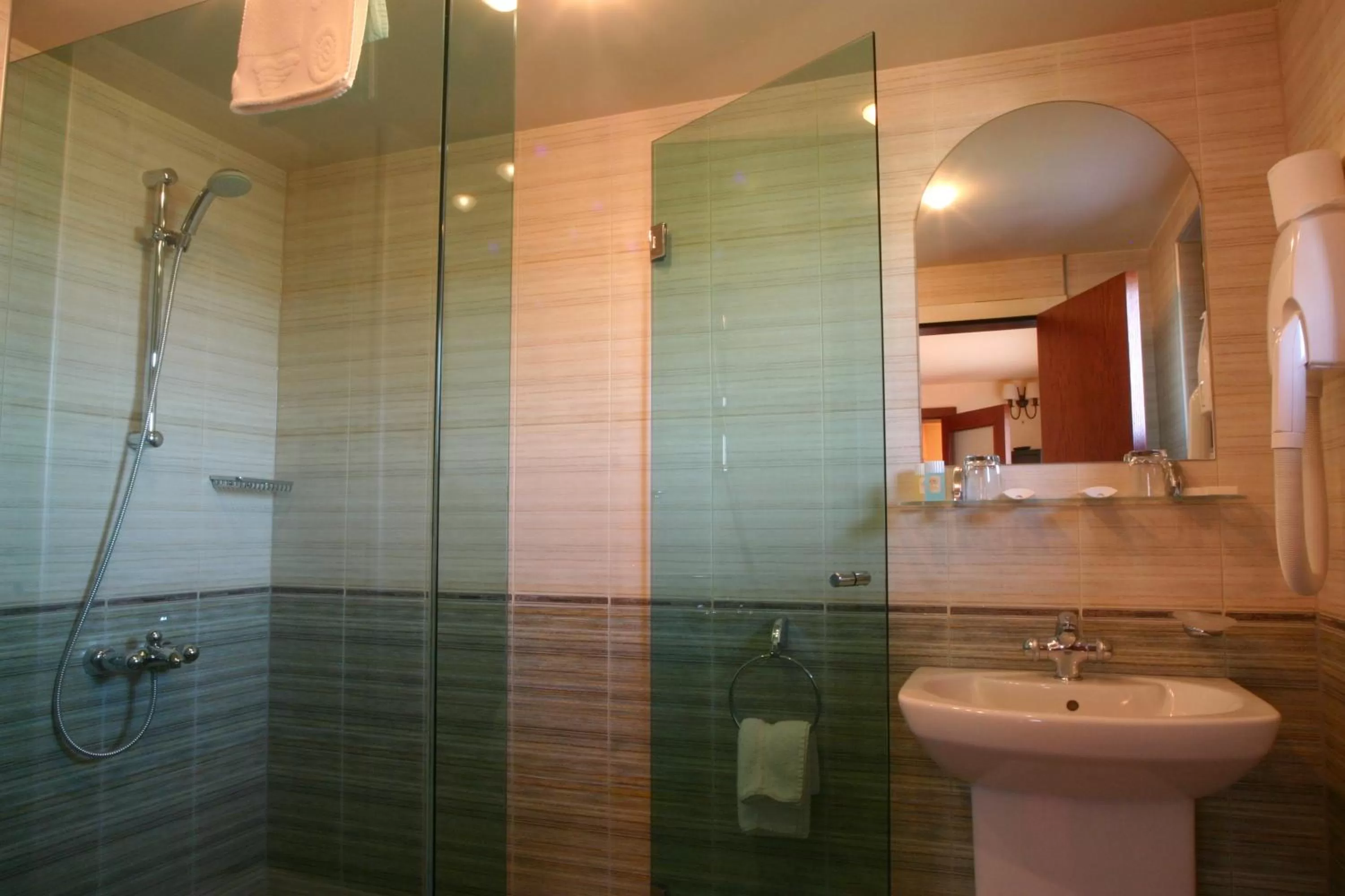 Bathroom in Martin Club Hotel