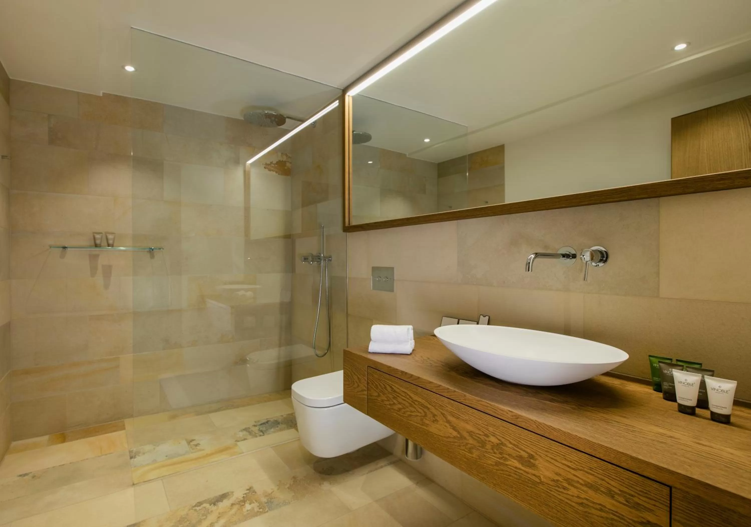 Bathroom in TAUROA Schloss Gabelhofen