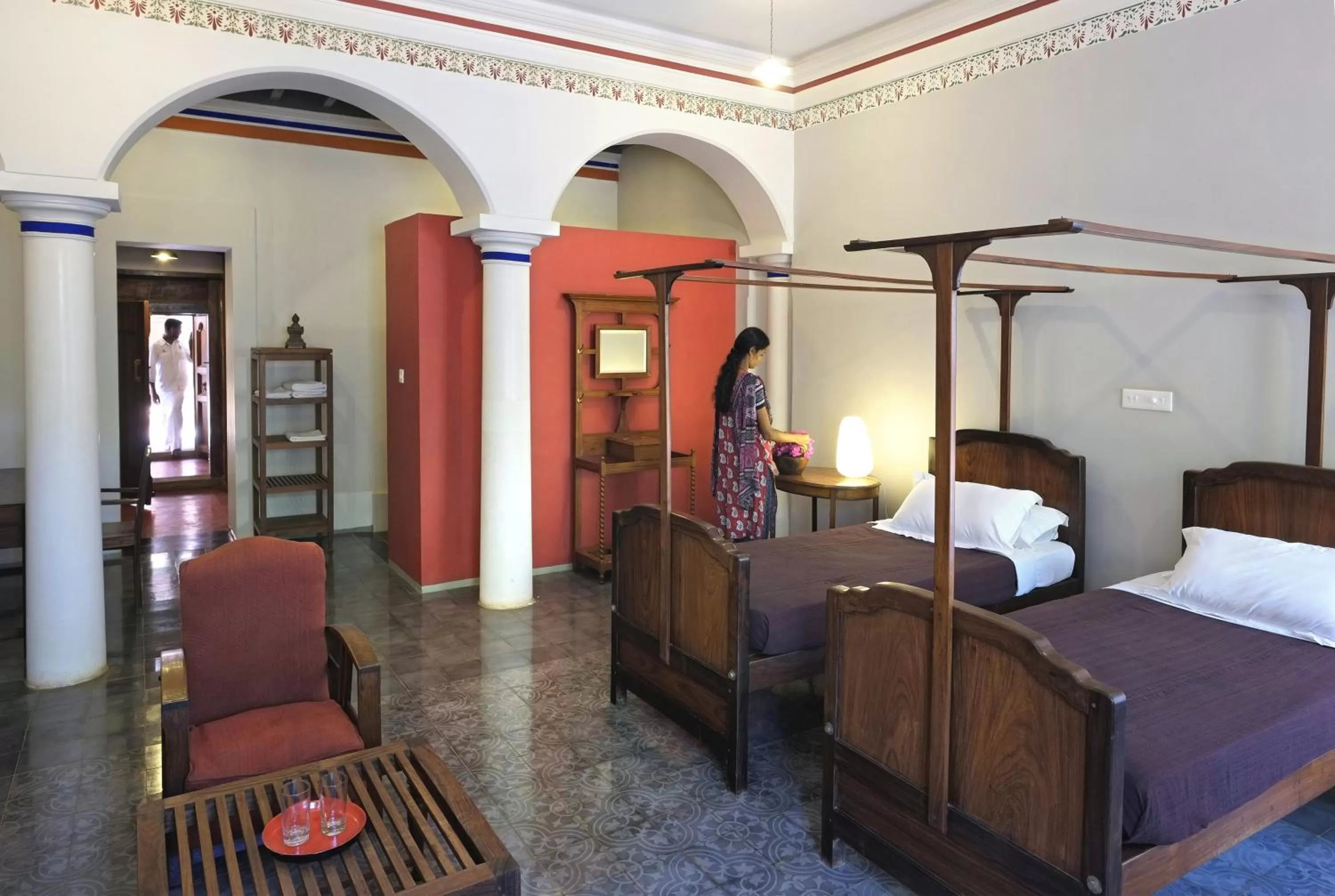 Photo of the whole room, Bed in Saratha Vilas Chettinad