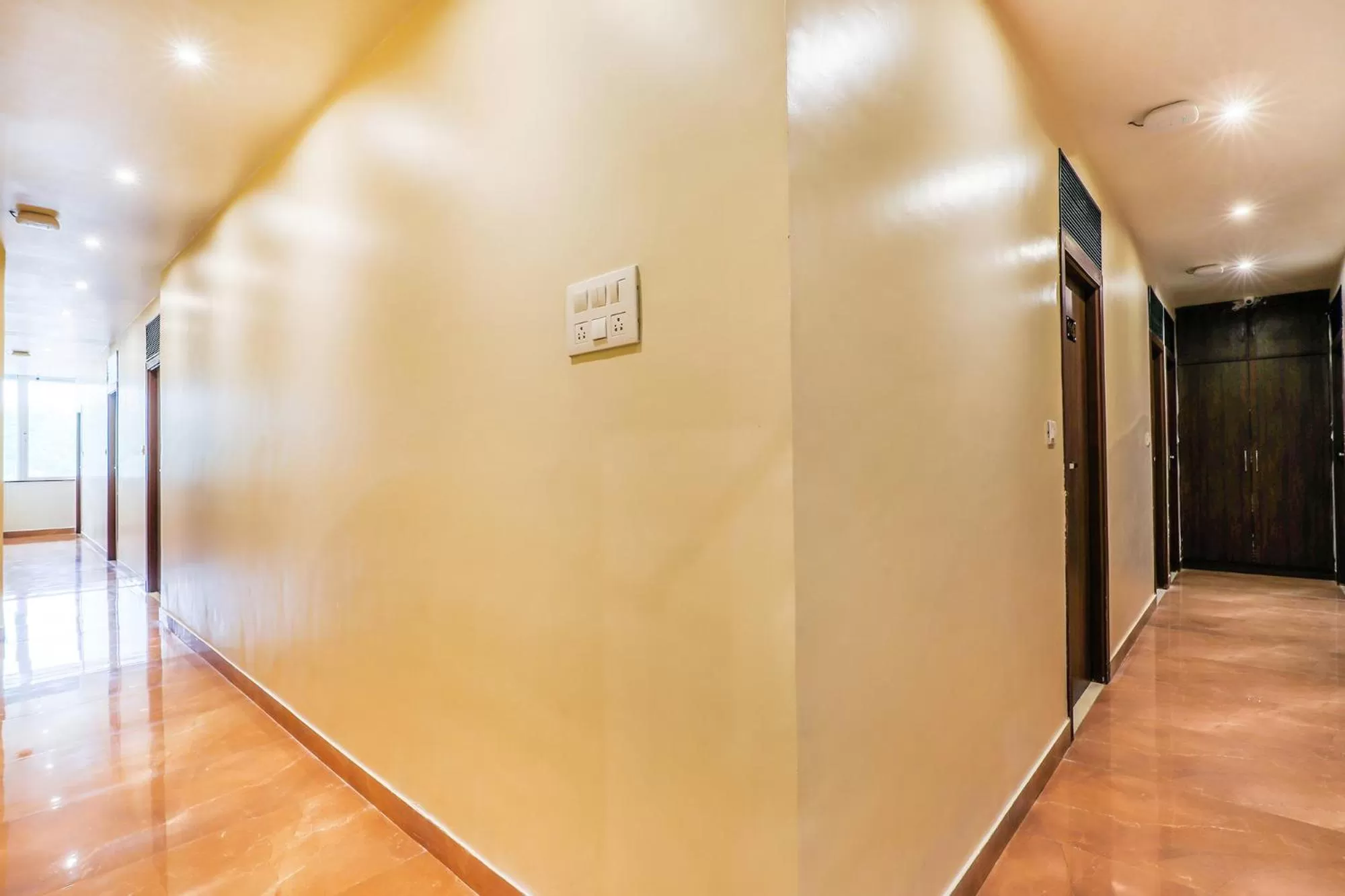 Lobby or reception in FabHotel Liwa International - Nr Mumbai International Airport