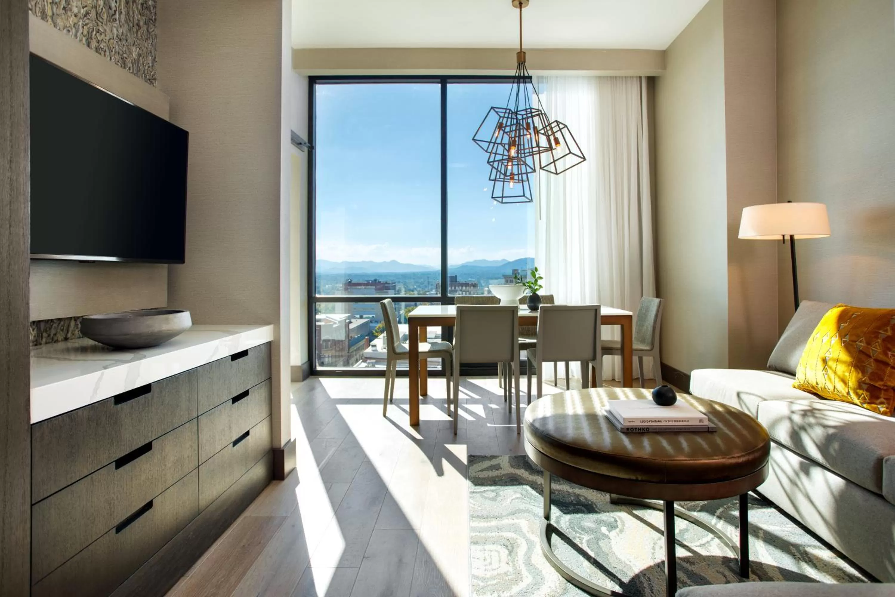 Photo of the whole room in Kimpton Hotel Arras by IHG