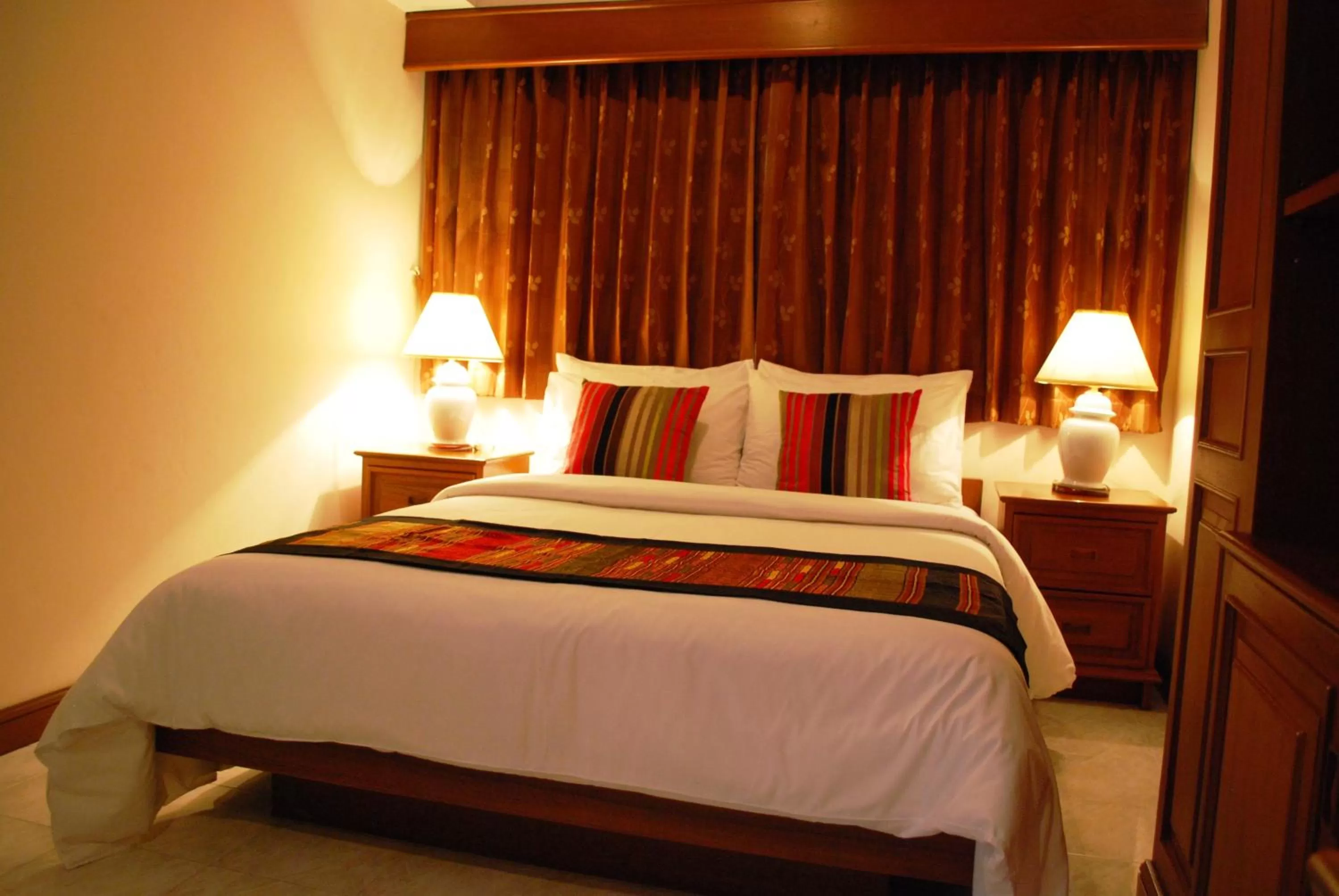 Bed in The Residence Garden