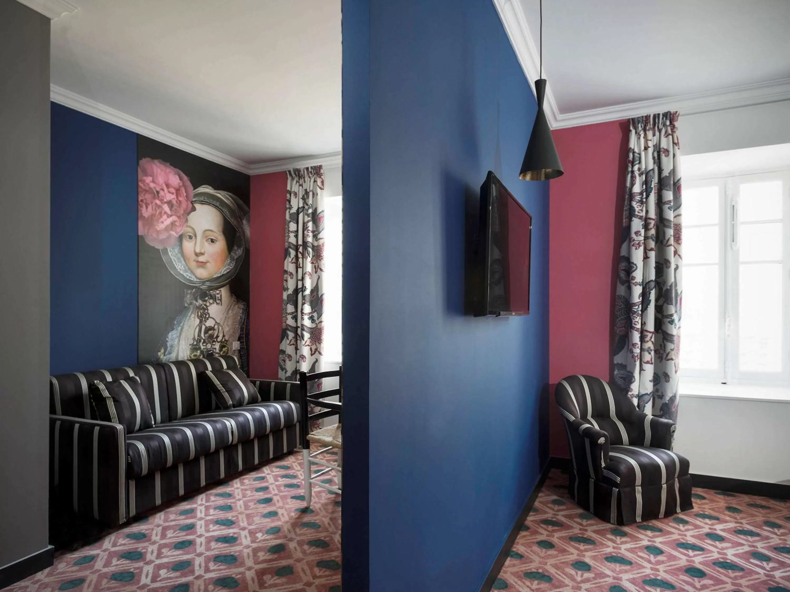 Photo of the whole room in Hôtel & Spa Jules César Arles - MGallery Hotel Collection
