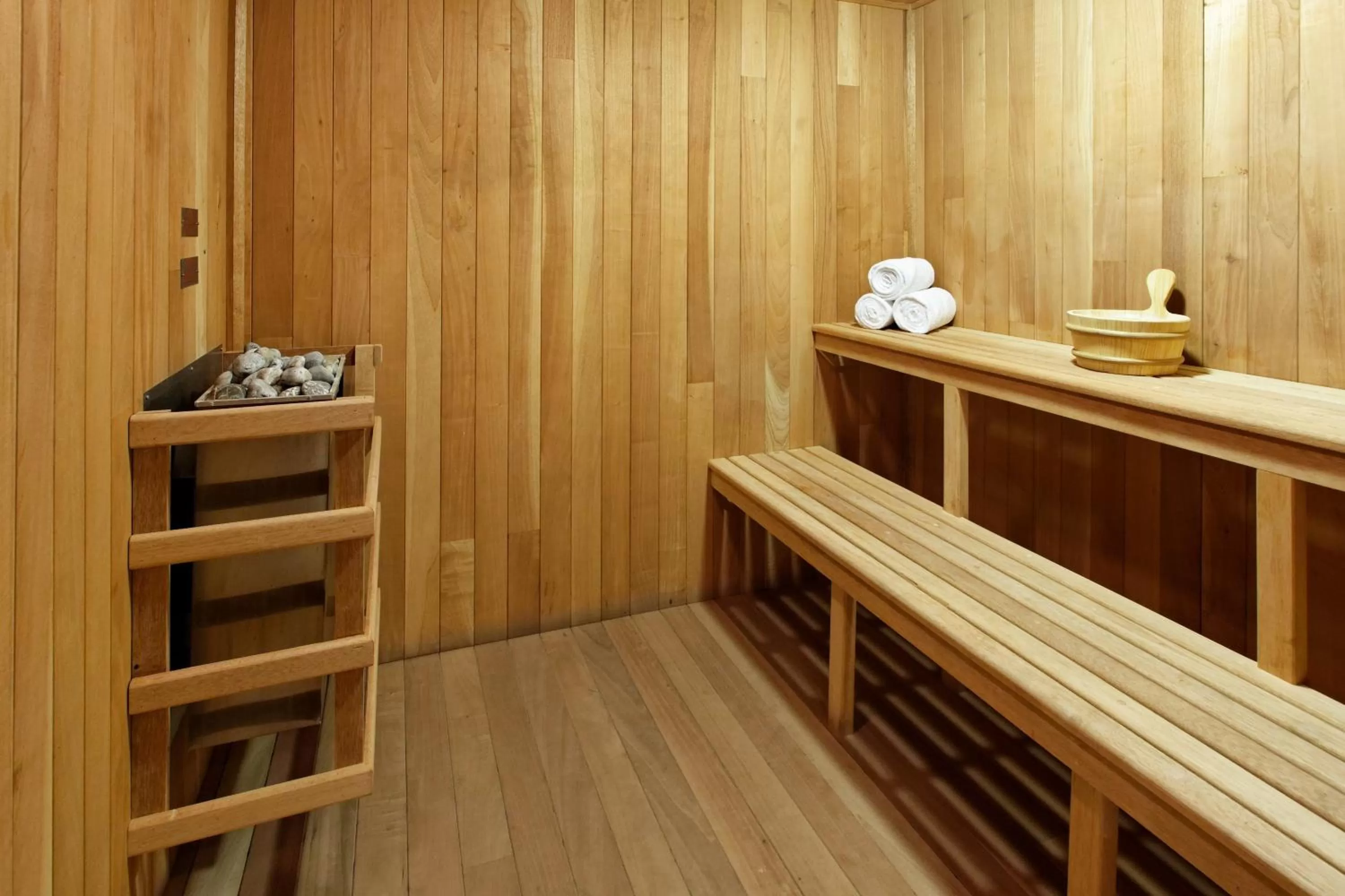 Fitness centre/facilities in Crowne Plaza Monterrey Aeropuerto by IHG