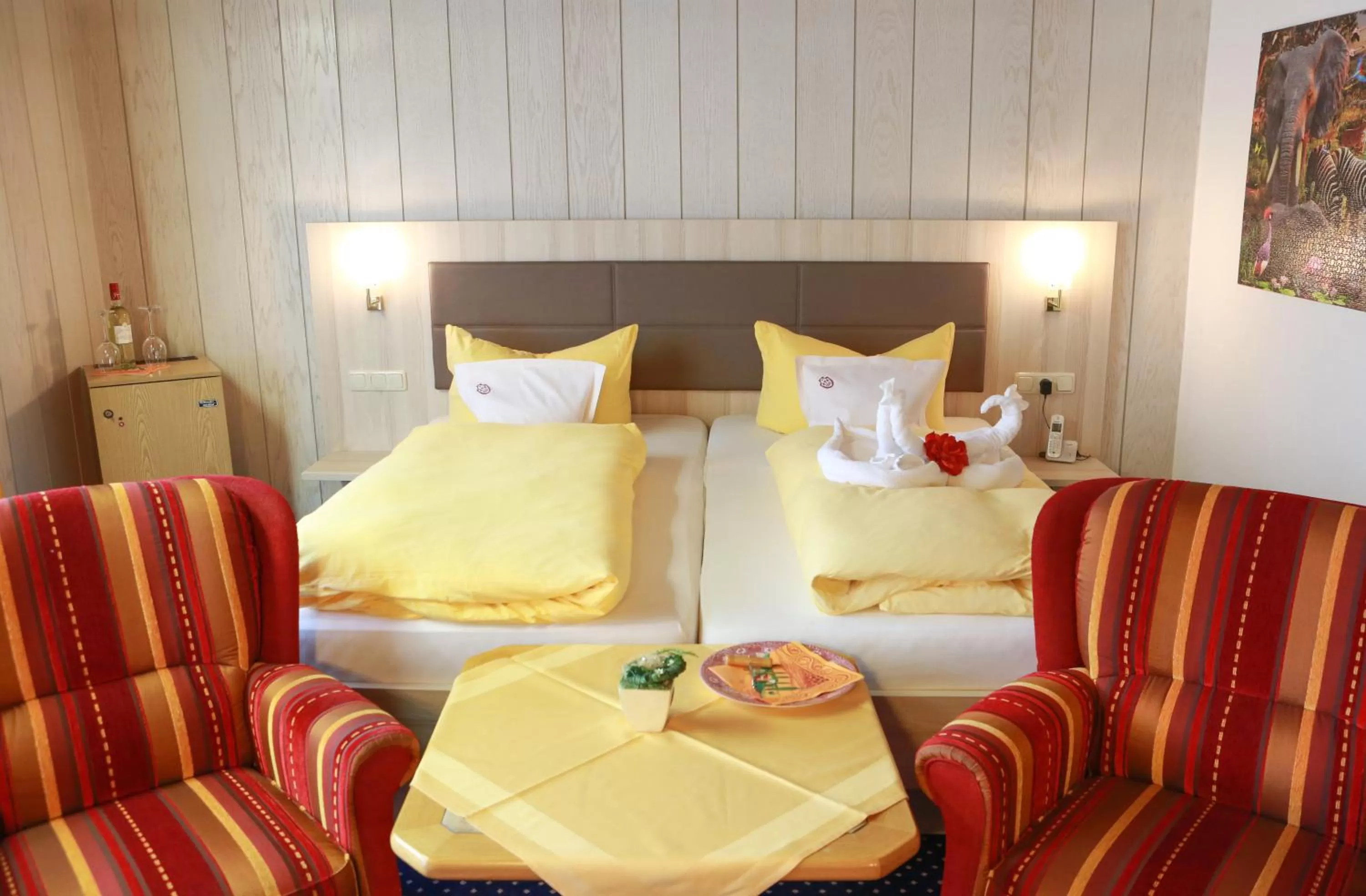 Bed in Sporthotel Göbel Garni