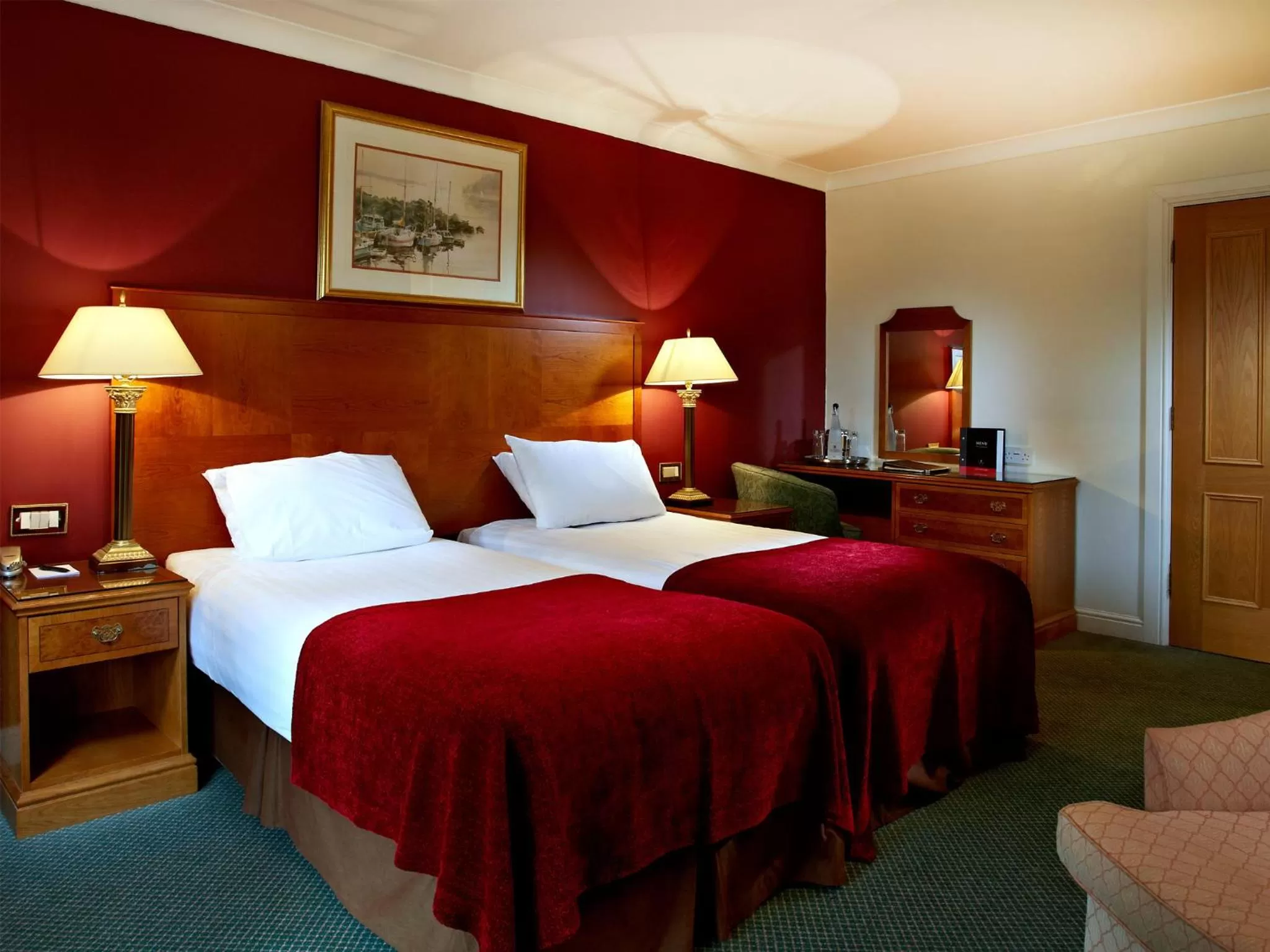 Bedroom in Elmers Court Hotel