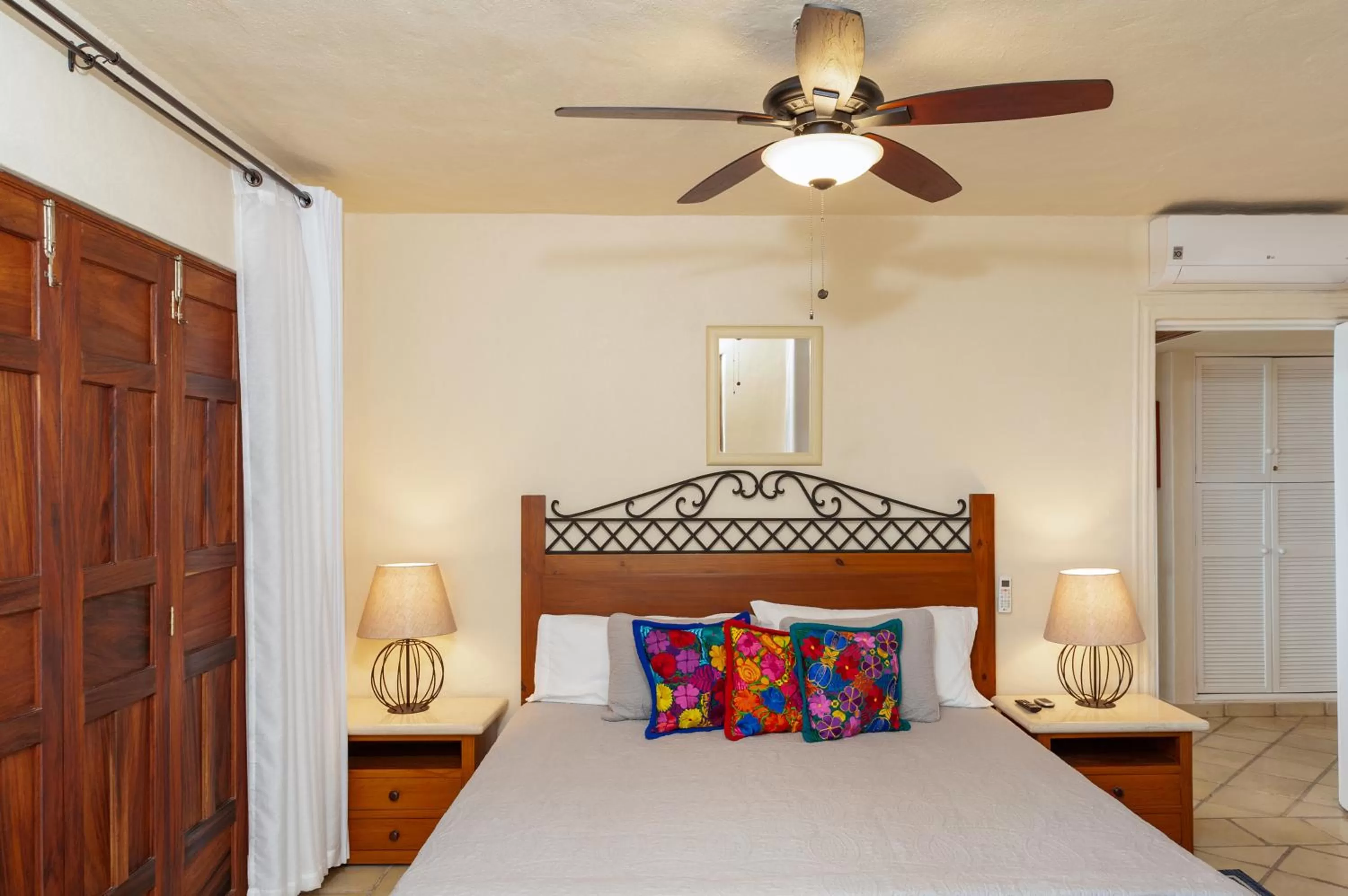 Bedroom, Bed in Casa Natalia, Playa Esmeralda