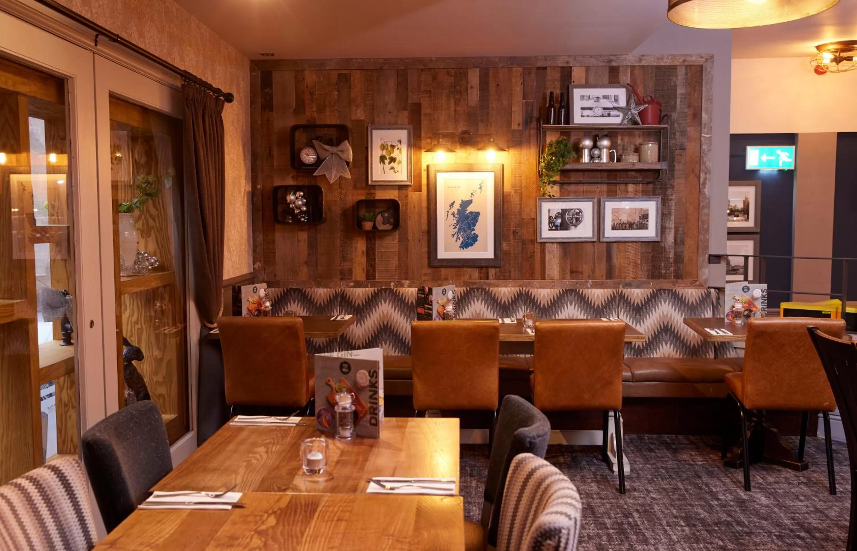 Restaurant/places to eat in The Caledonian Hotel