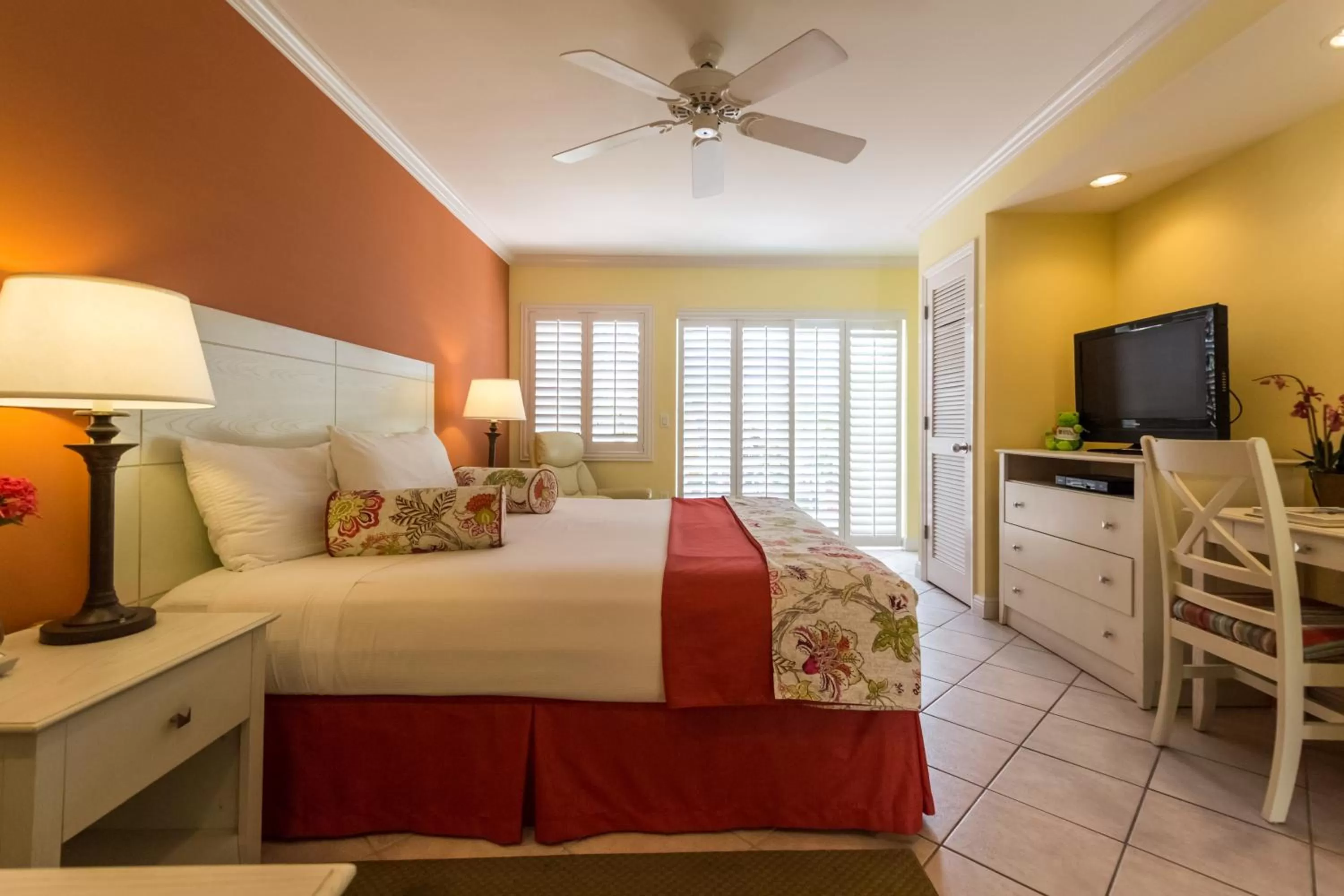 Bed in Inn at the Beach-Venice FLORIDA