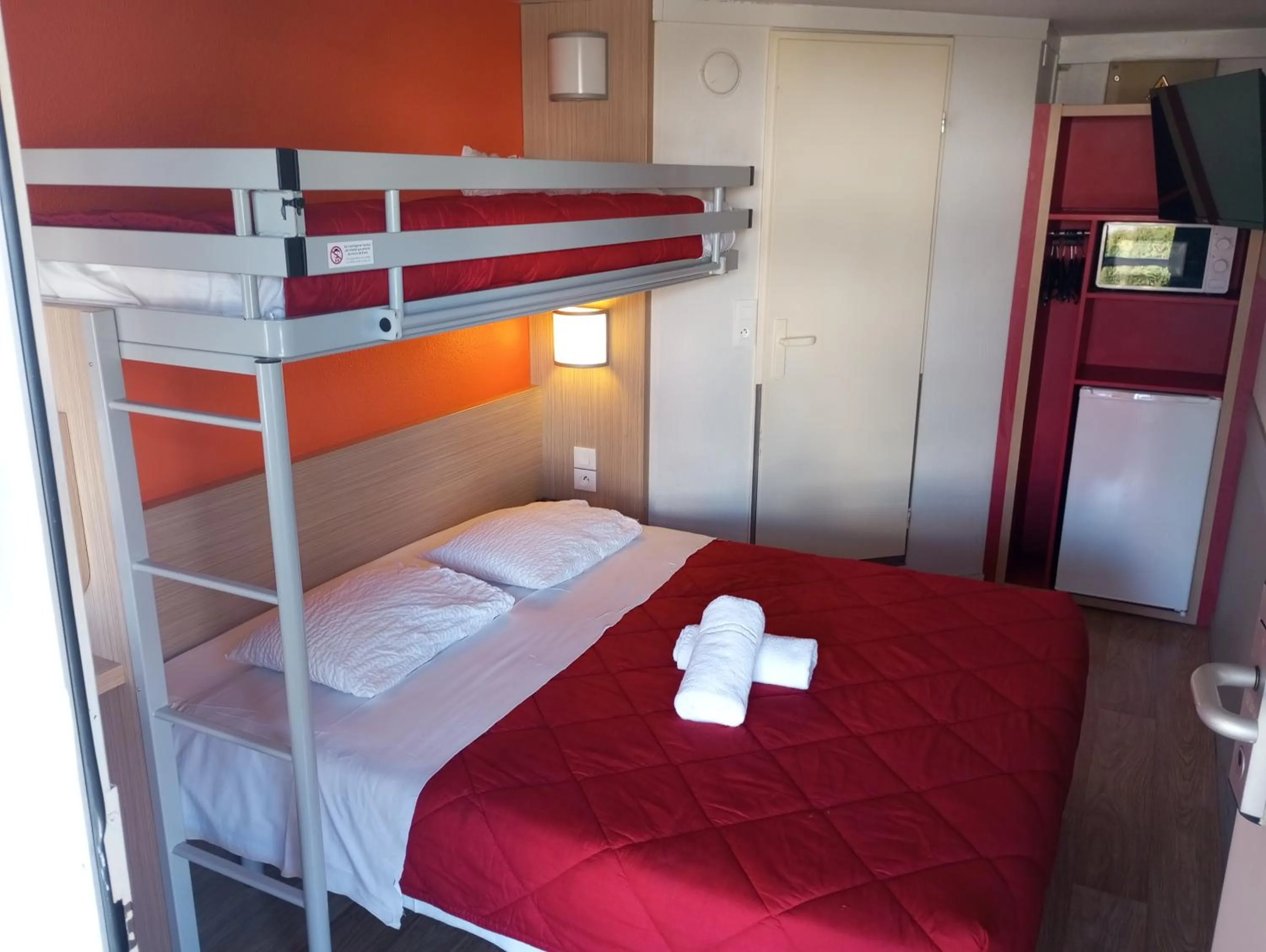 Bedroom, Bed in Premiere Classe Soissons