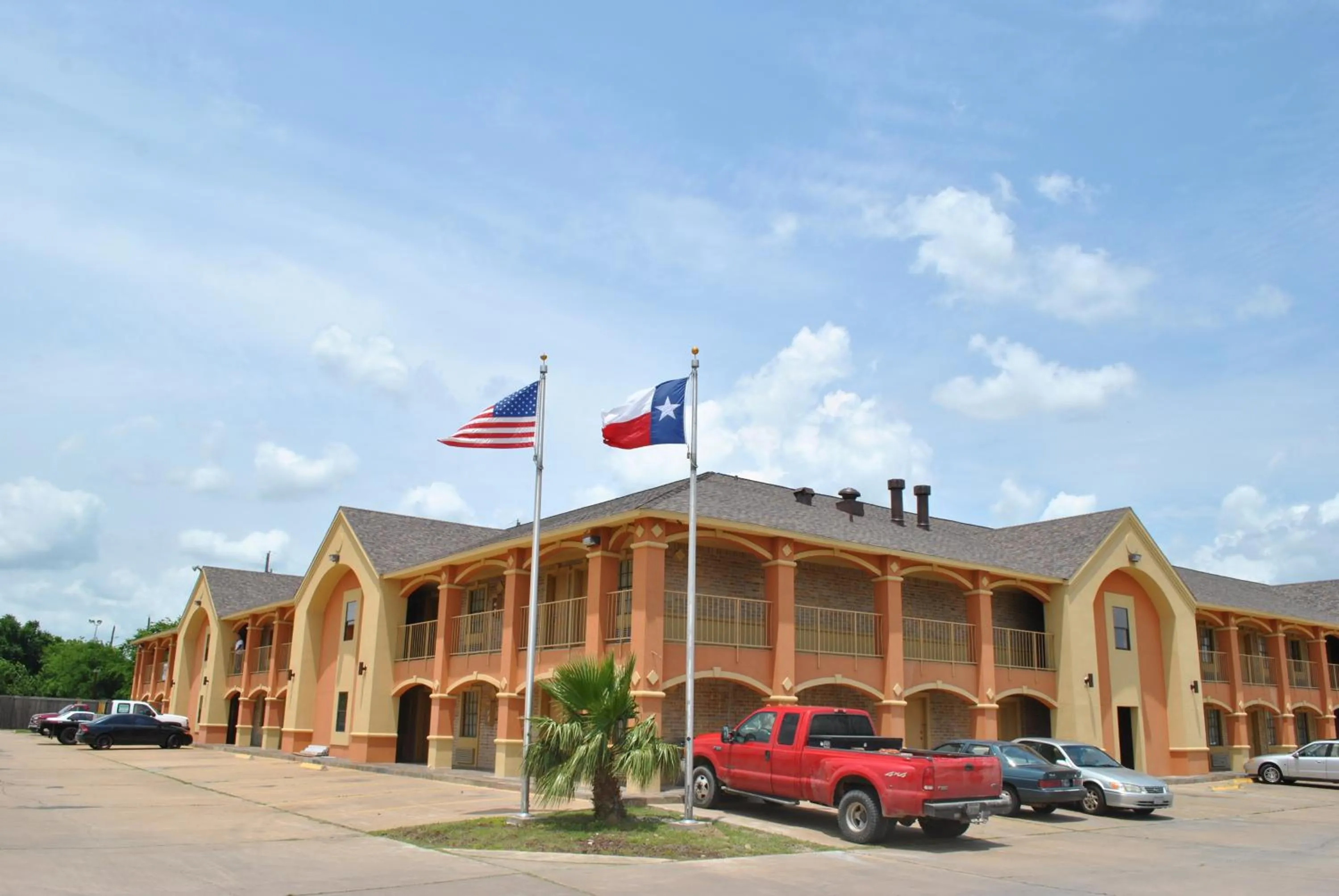 Facade/entrance in Executive Inn Brookshire