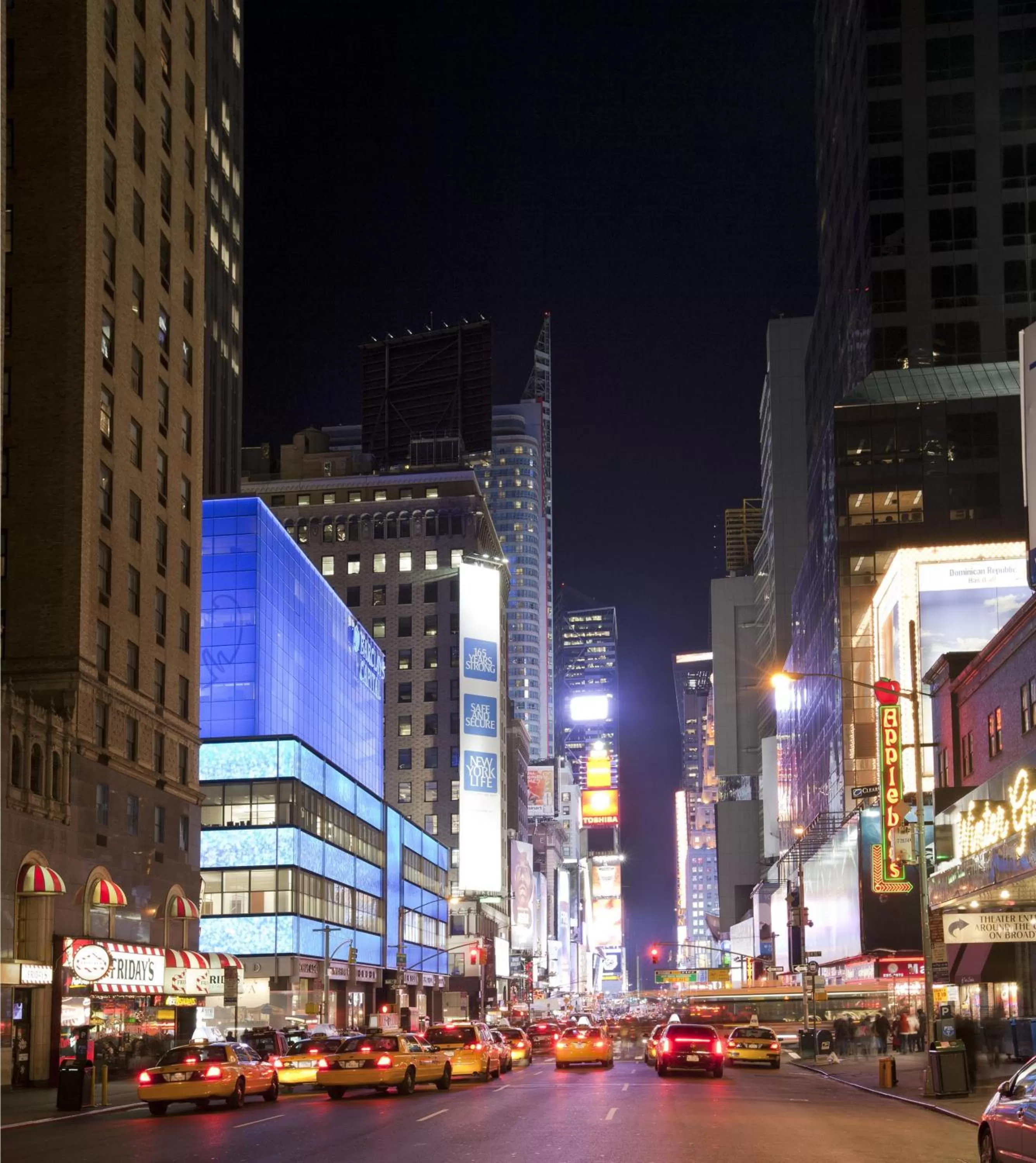 Neighbourhood in The Michelangelo Hotel