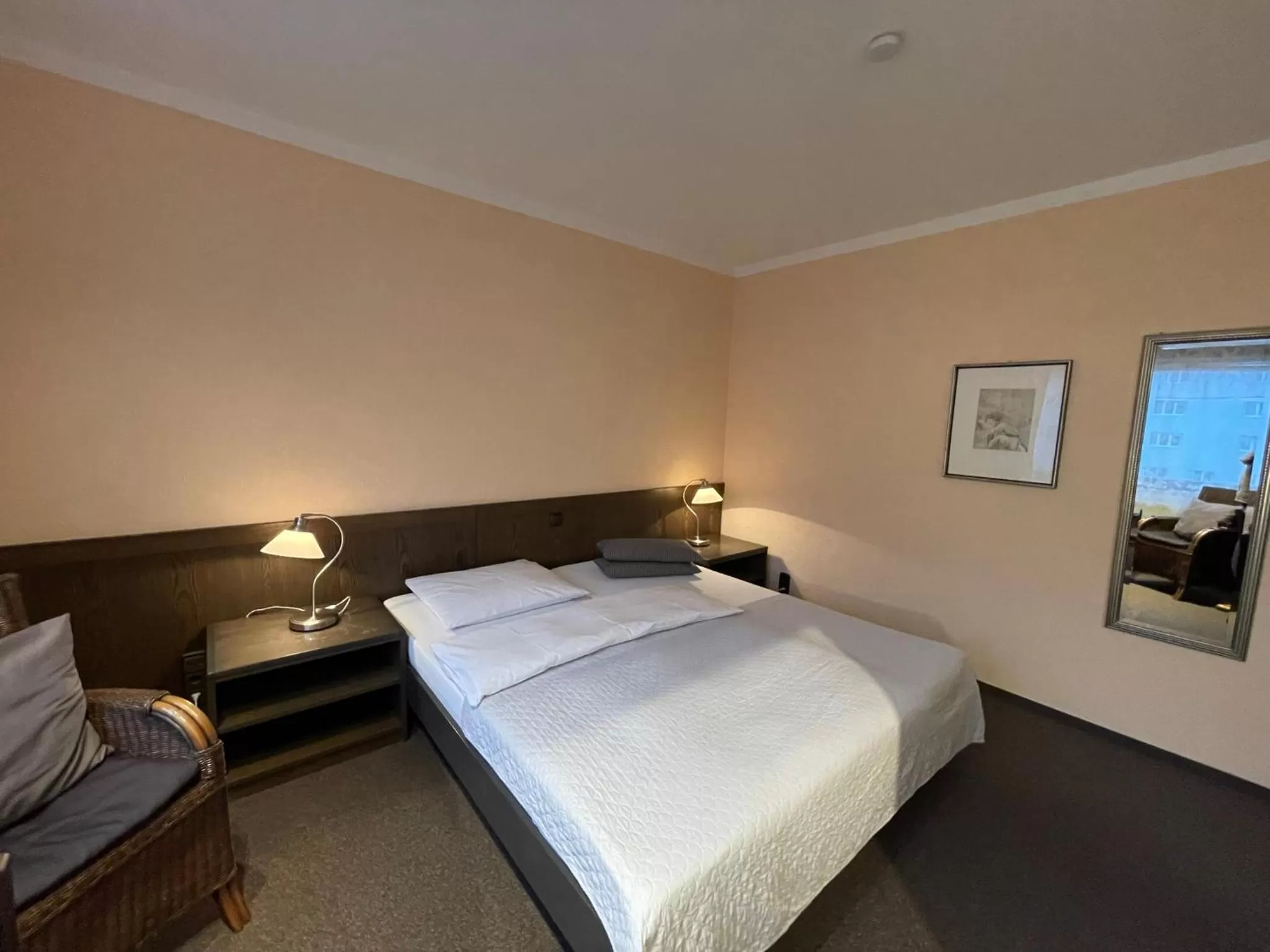 Bed in Hotel Brunnenhof