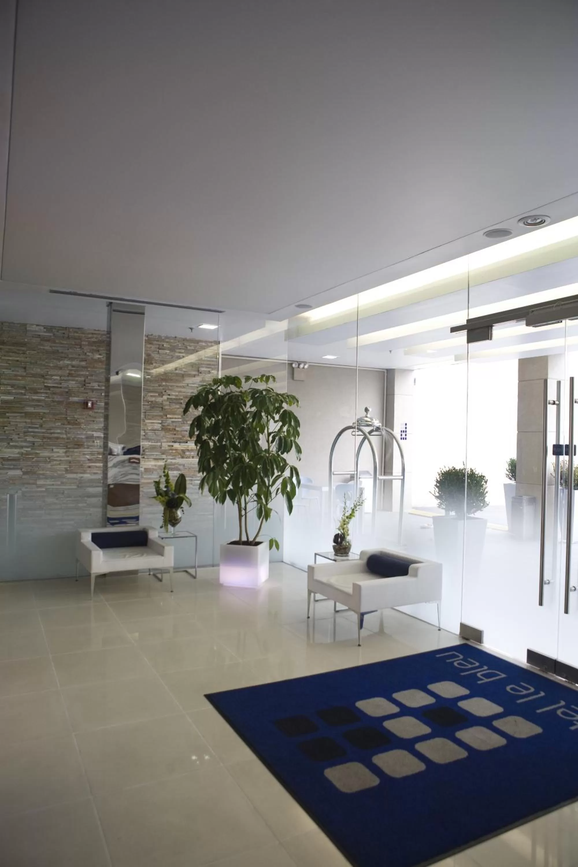 Lobby or reception in Hotel Le Bleu