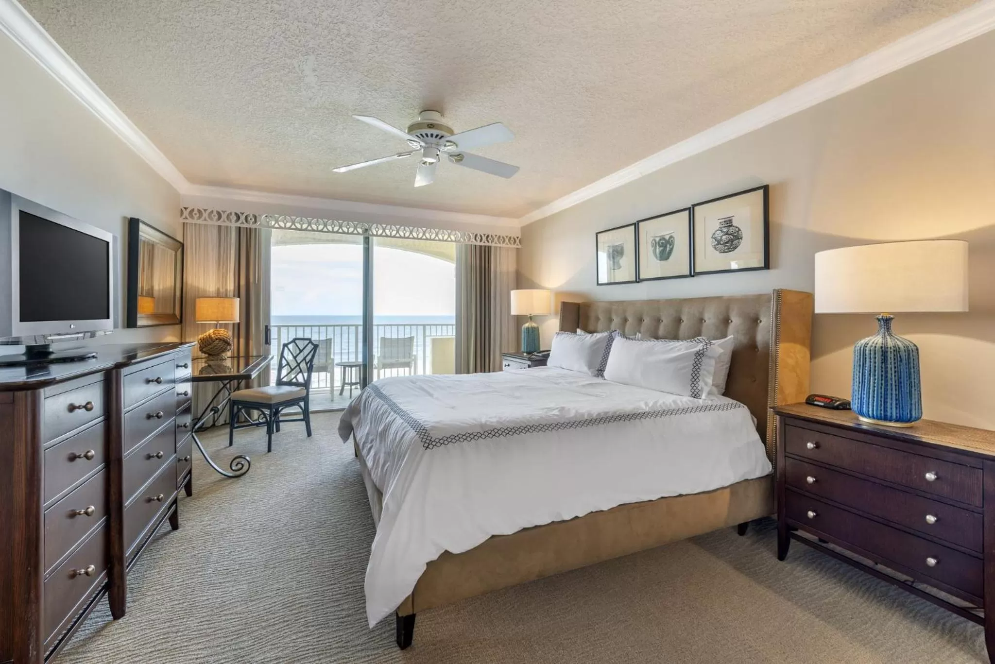 Photo of the whole room, Bed in Omni Amelia Island Resort & Spa