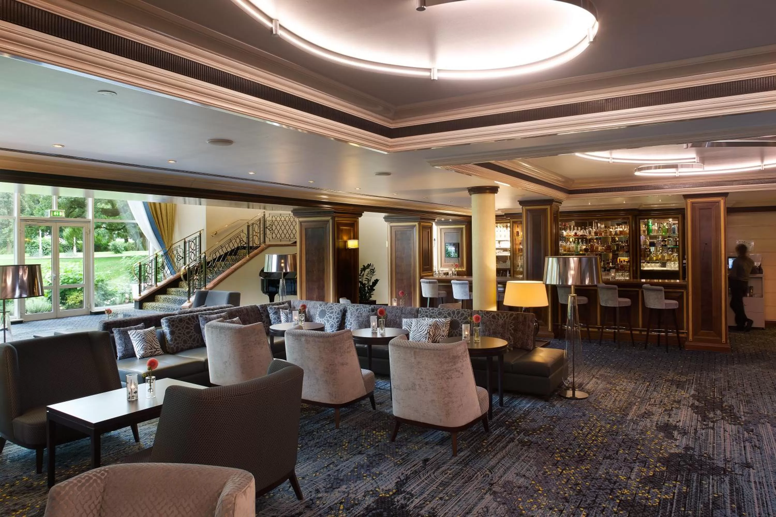 Lounge or bar in Steigenberger Hotel Der Sonnenhof
