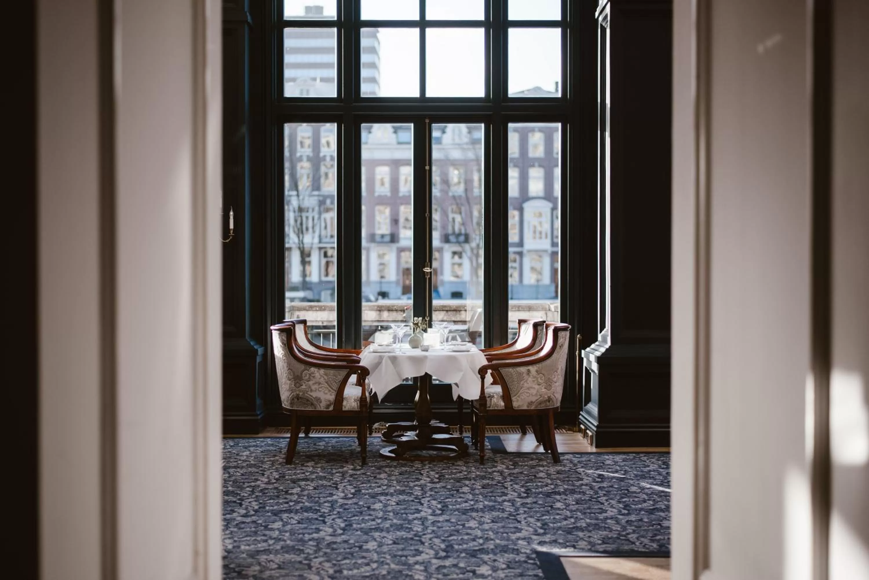 Lounge or bar in InterContinental Amstel Amsterdam by IHG