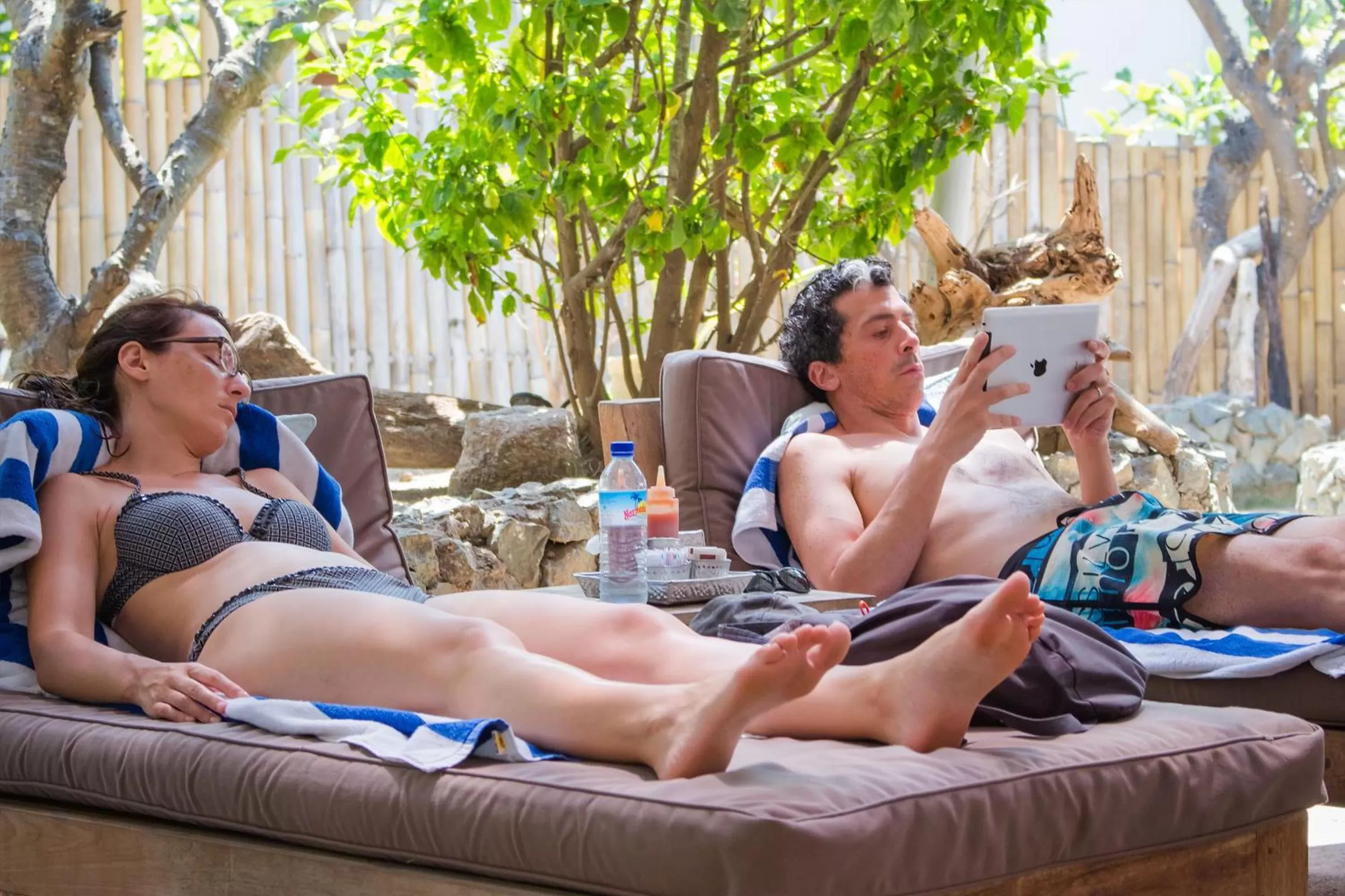 Restaurant/places to eat in Sunrise Resort