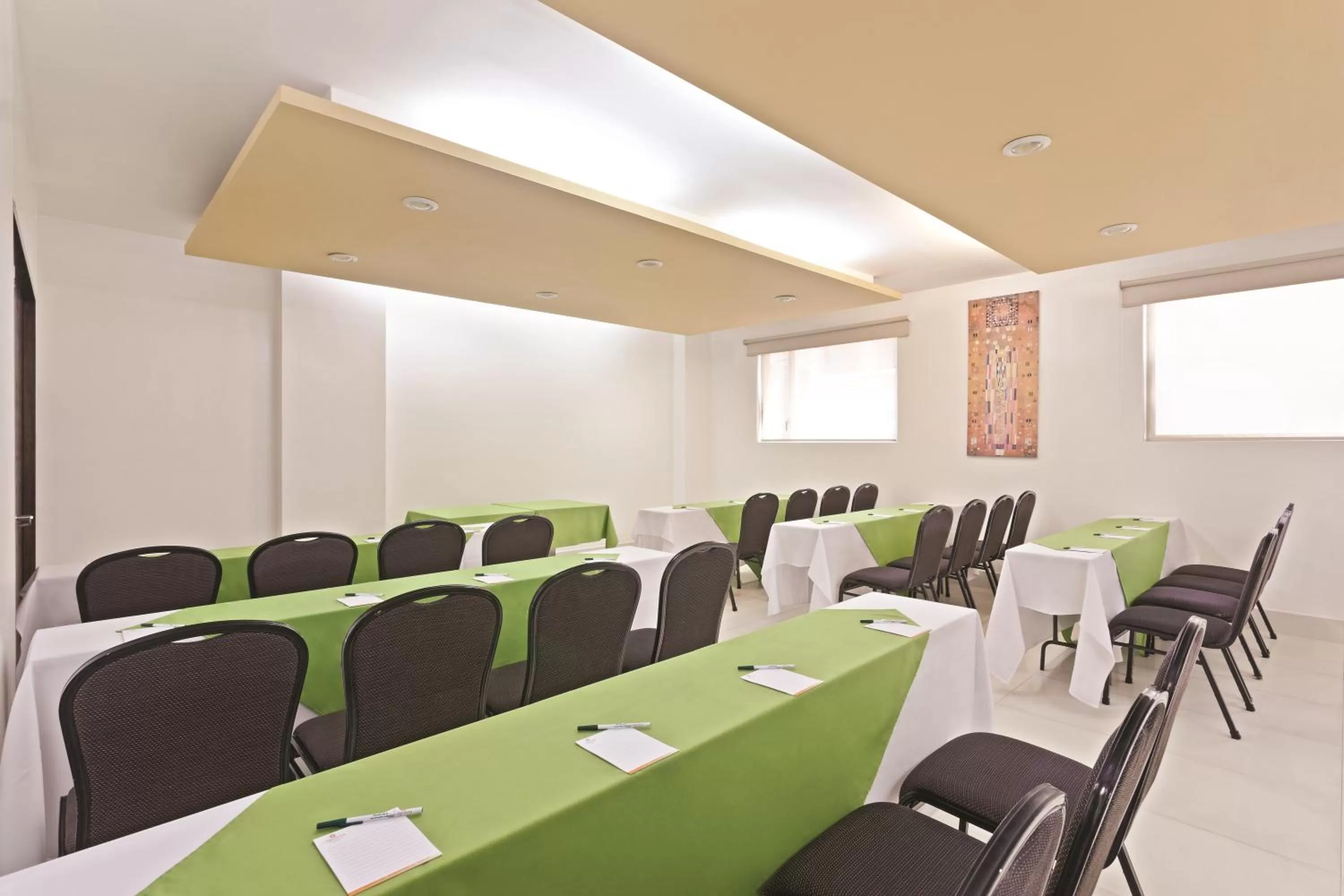 Business facilities in Wyndham Garden Cancun Downtown