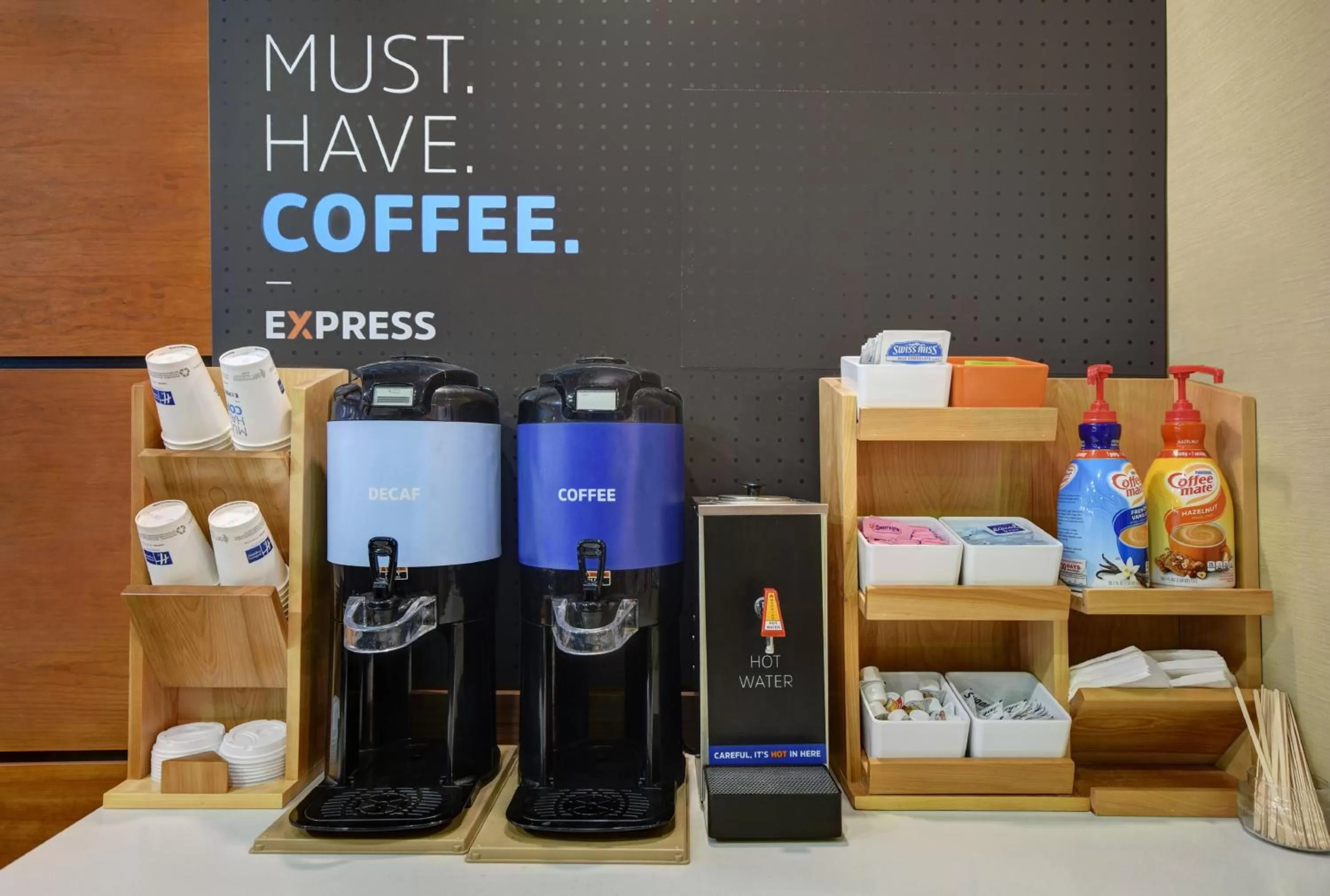 Restaurant/places to eat in Holiday Inn Express Marshall by IHG