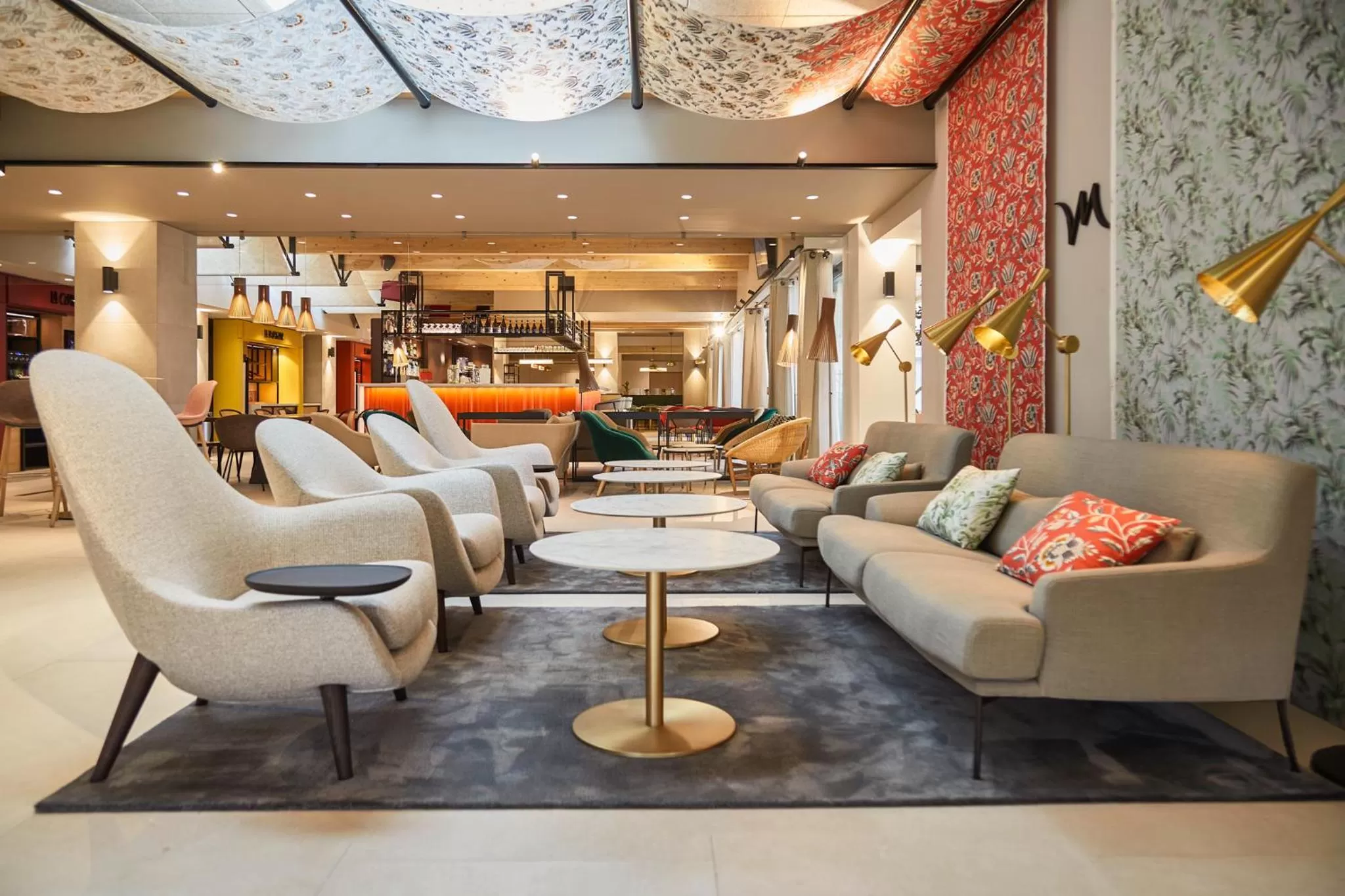 Property building in Mercure Avignon Gare TGV