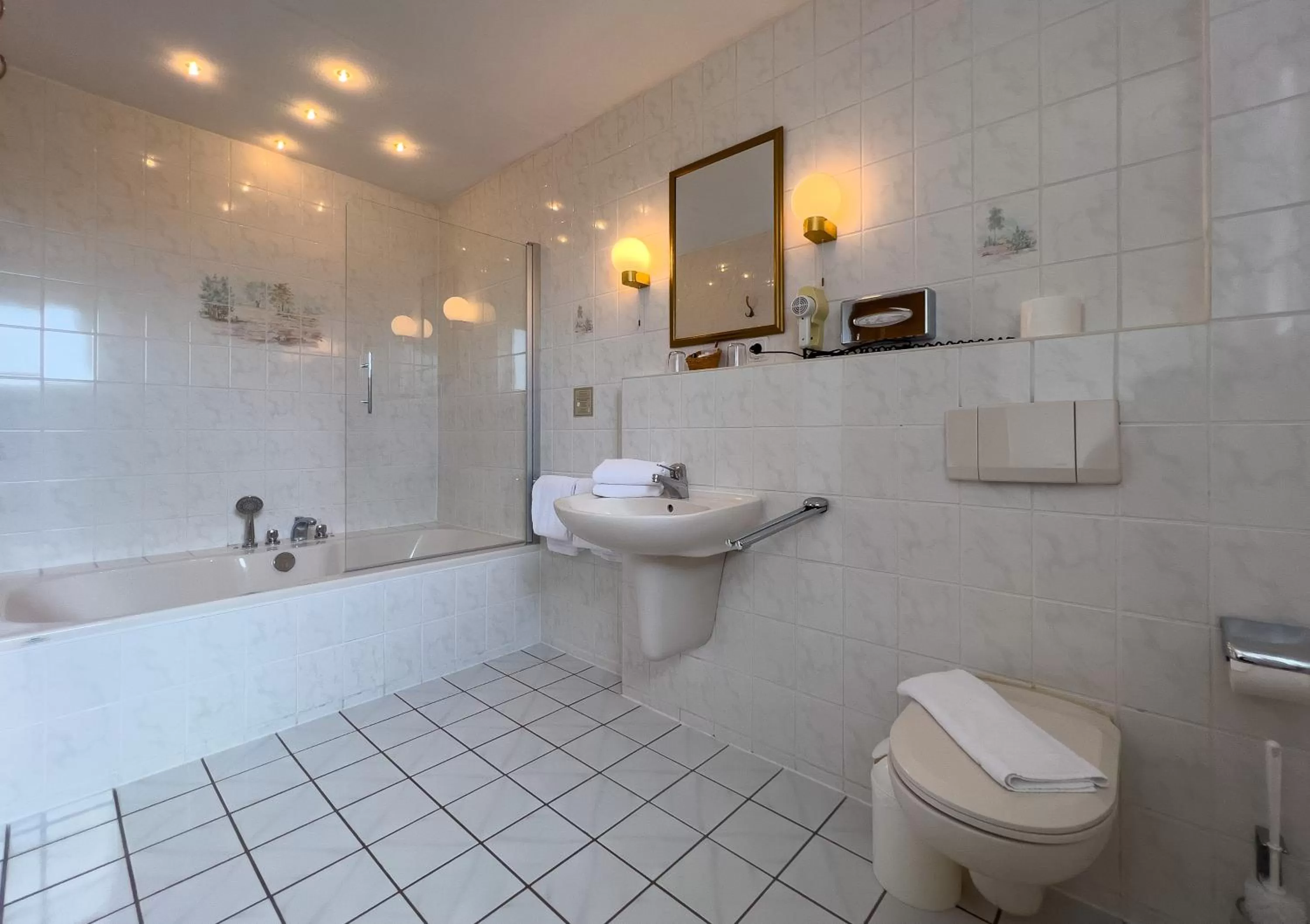 Bathroom in Hotel Landhaus Wörlitzer Hof