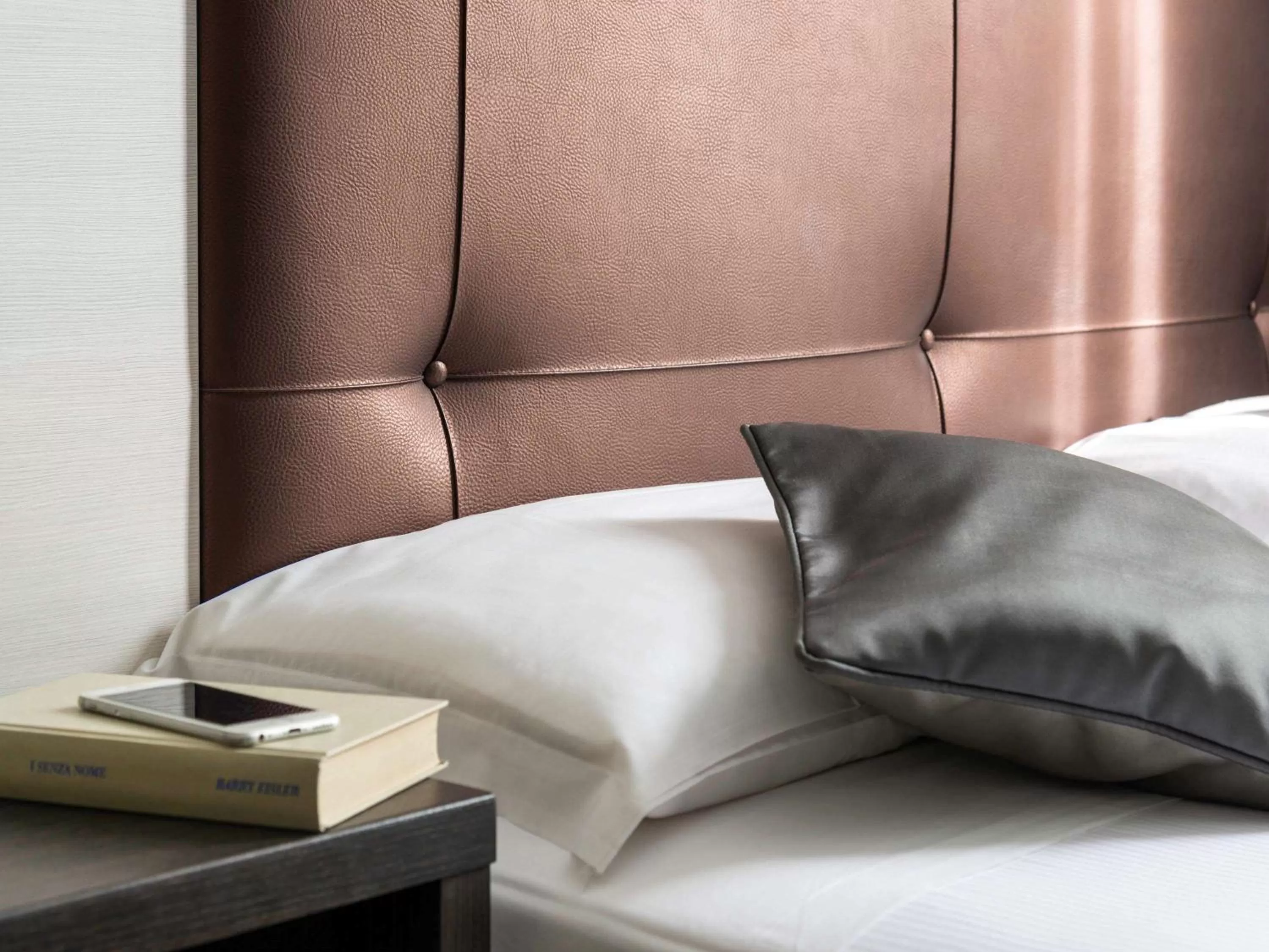 Photo of the whole room, Bed in Ibis Styles Milano Centro