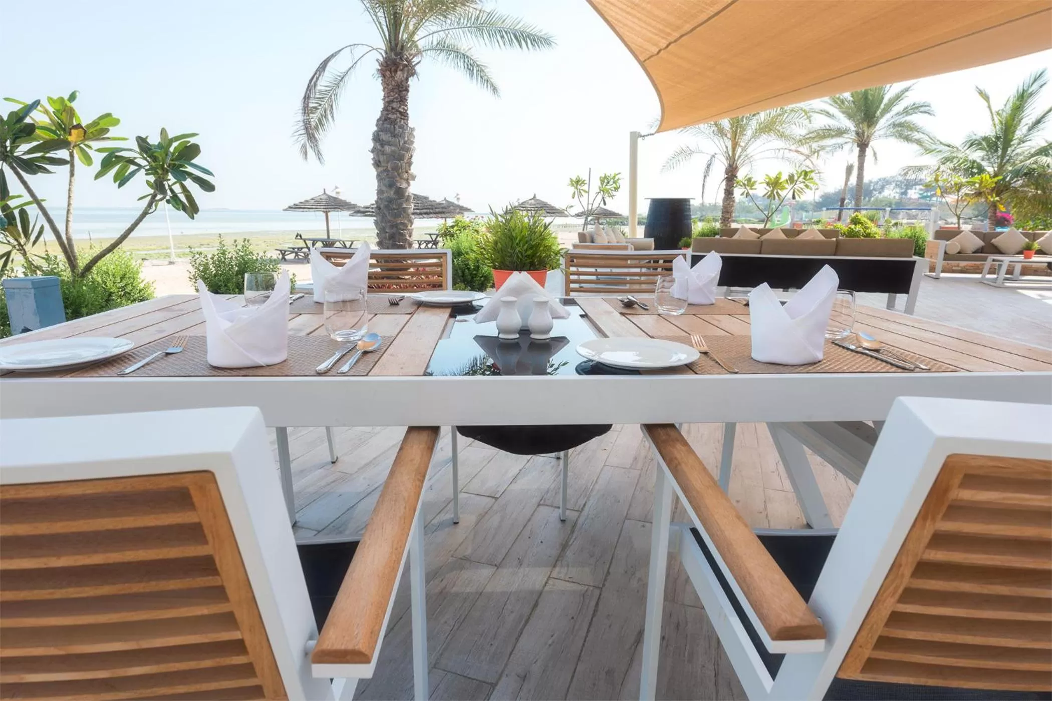 Dining area in Barracuda Resort