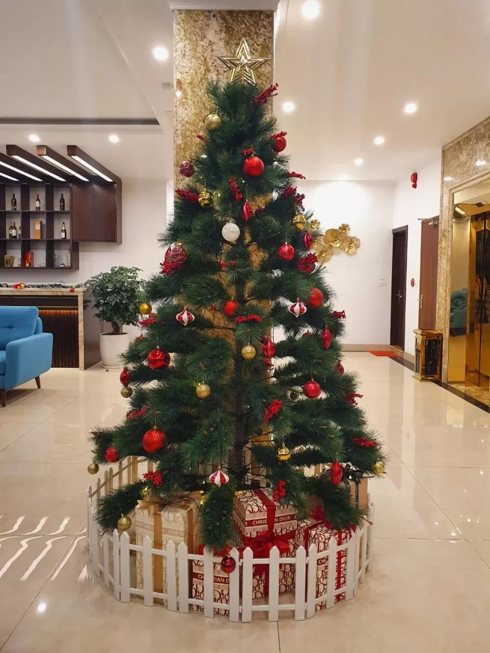 Golden Palm HaLong Hotel