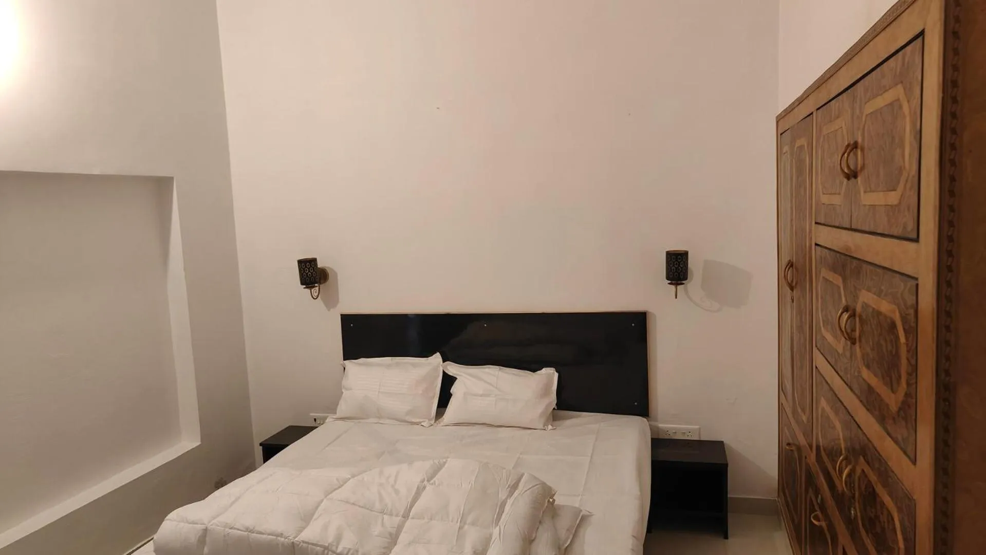 Bedroom, Bed in Goroomgo Assi River Guest House Varanasi