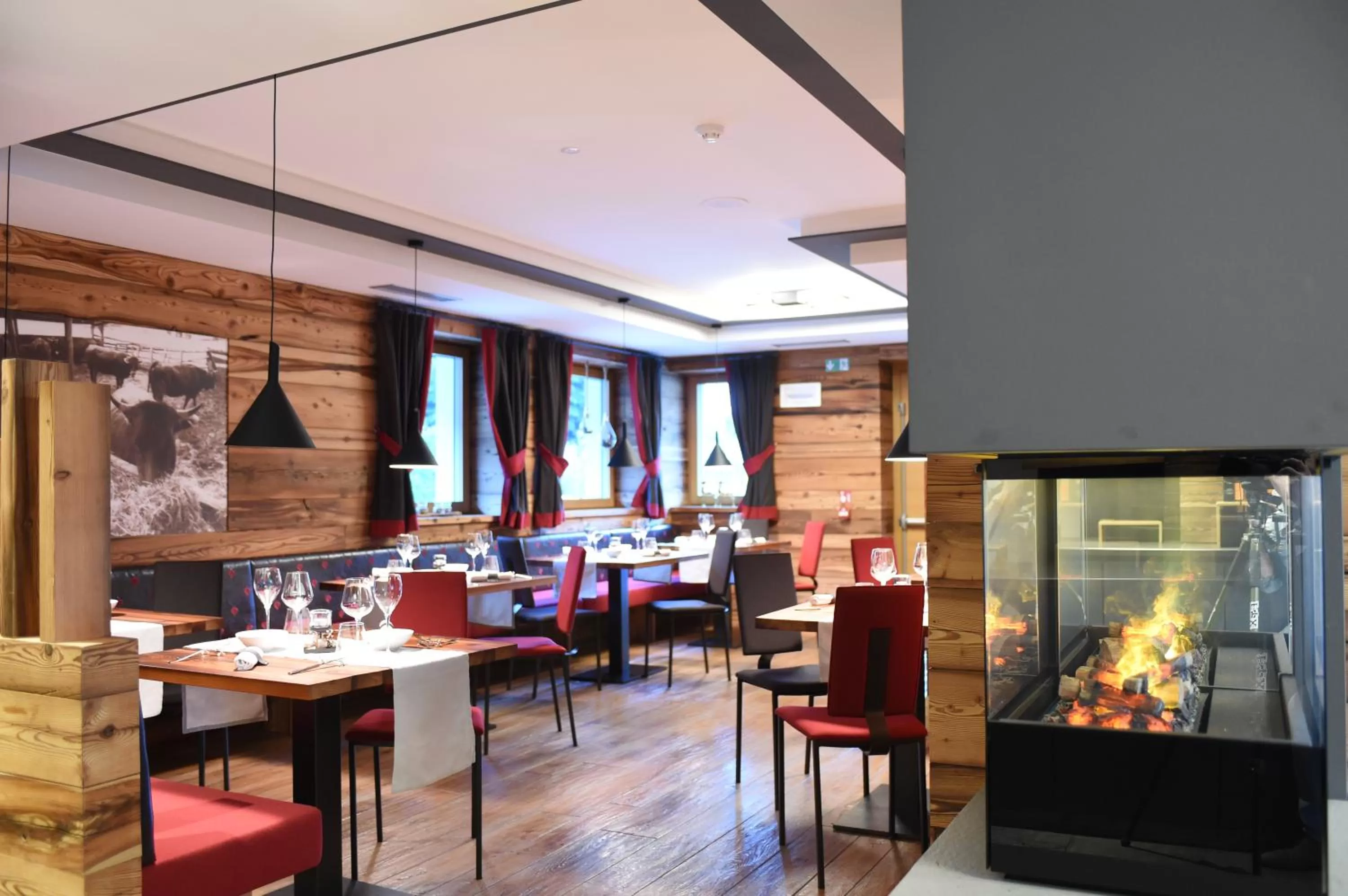 Restaurant/places to eat in Dolomeet Boutique Hotel