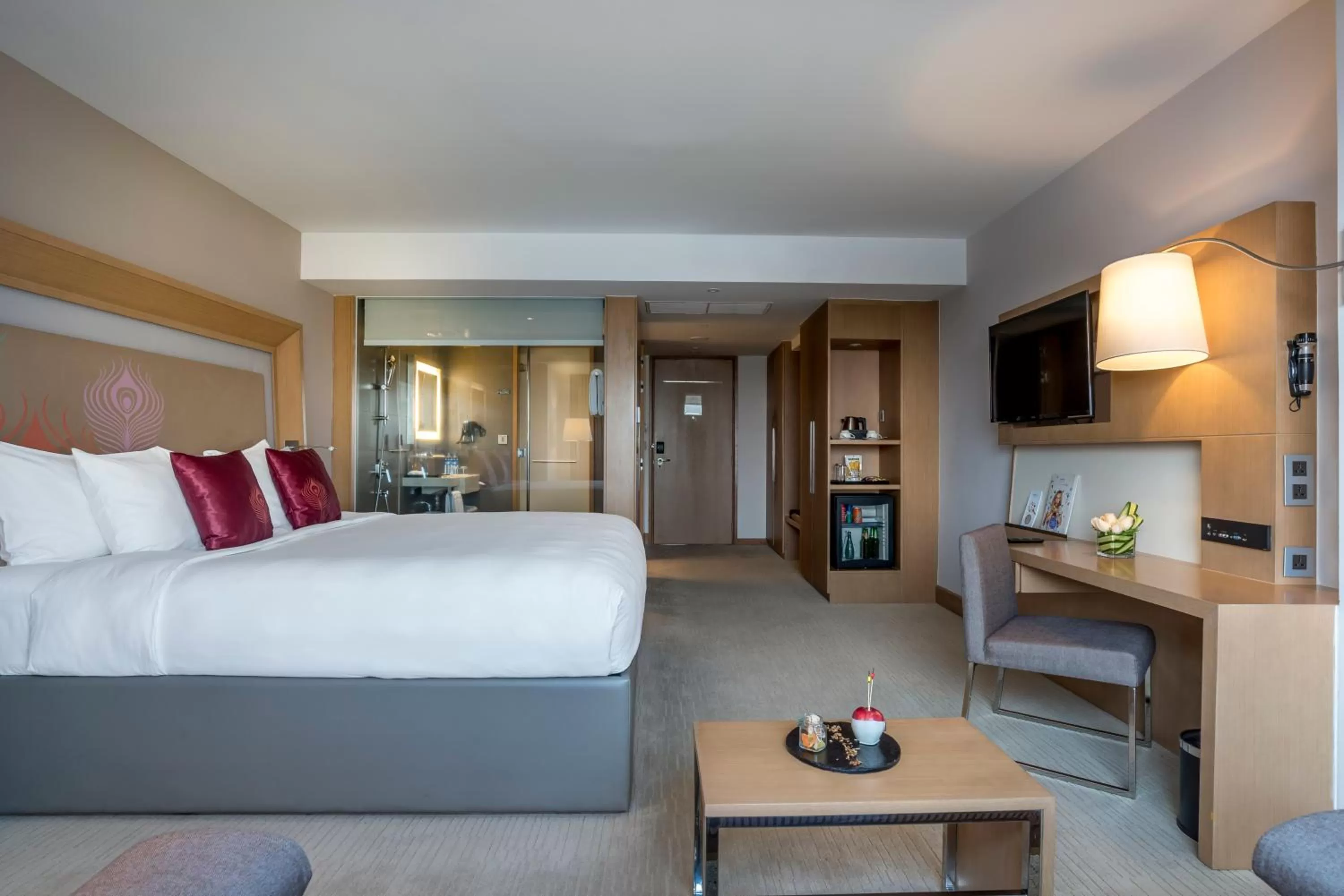 TV and multimedia, Bed in Novotel Yangon Max