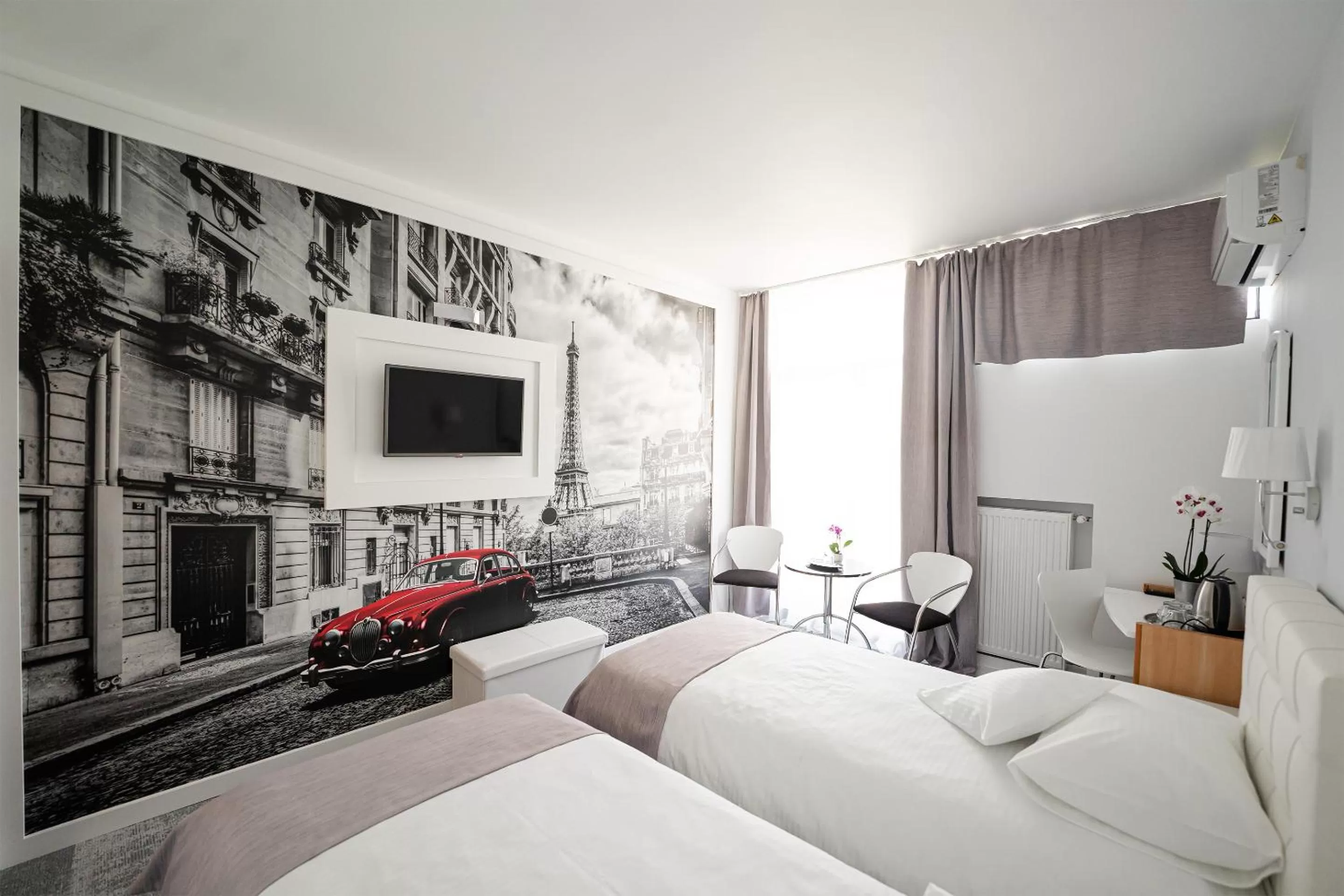 TV and multimedia, Bed in MyContinental Suceava