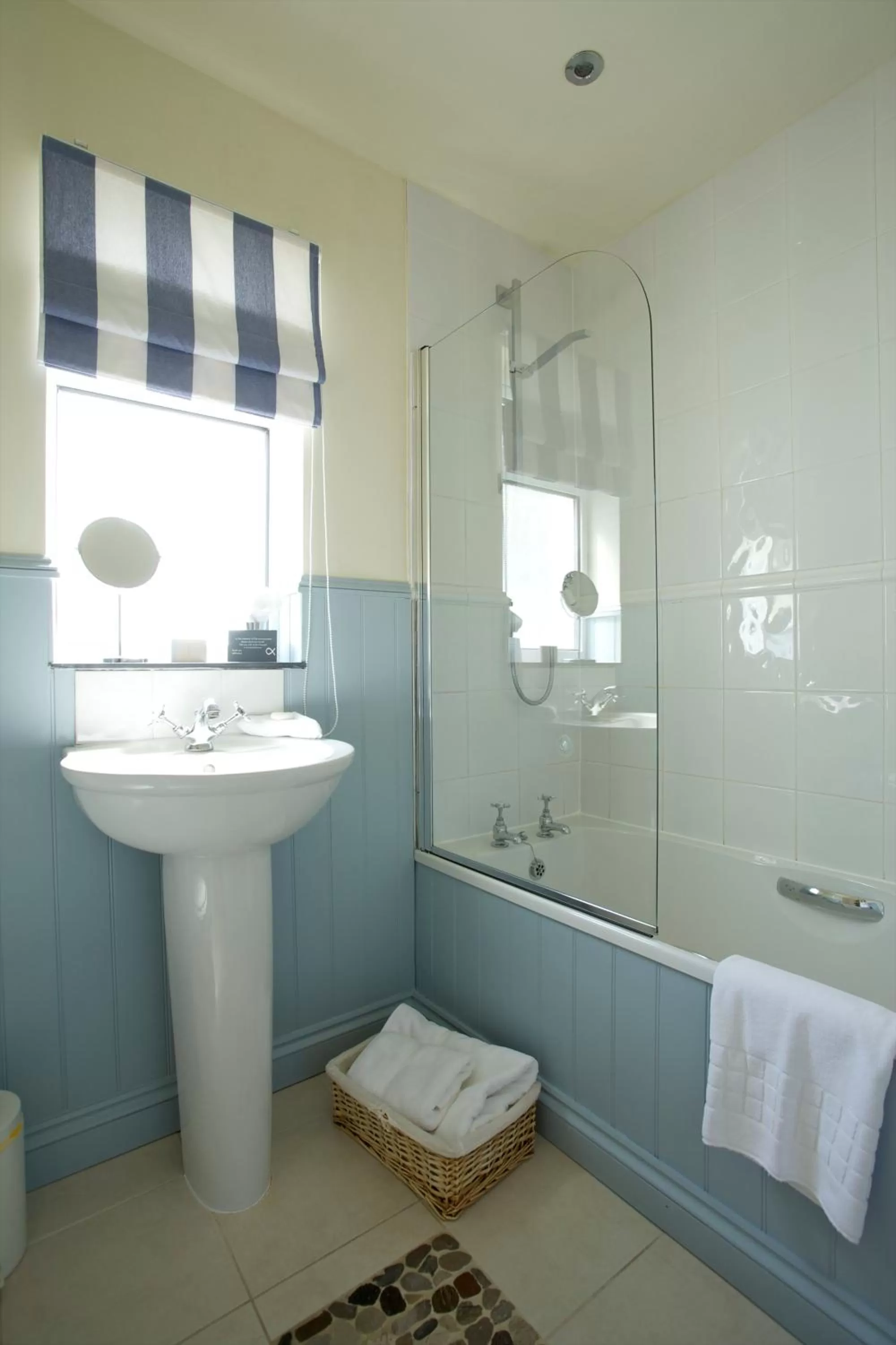 Bathroom in Driftwood B&B