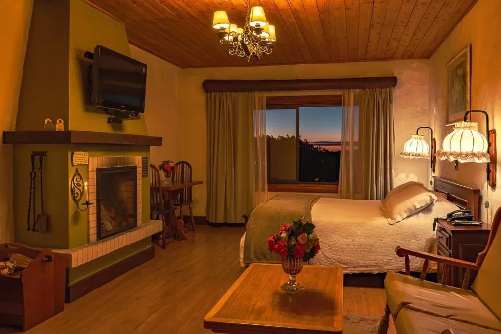 Photo of the whole room, Bed in Hotel Meissner Hof