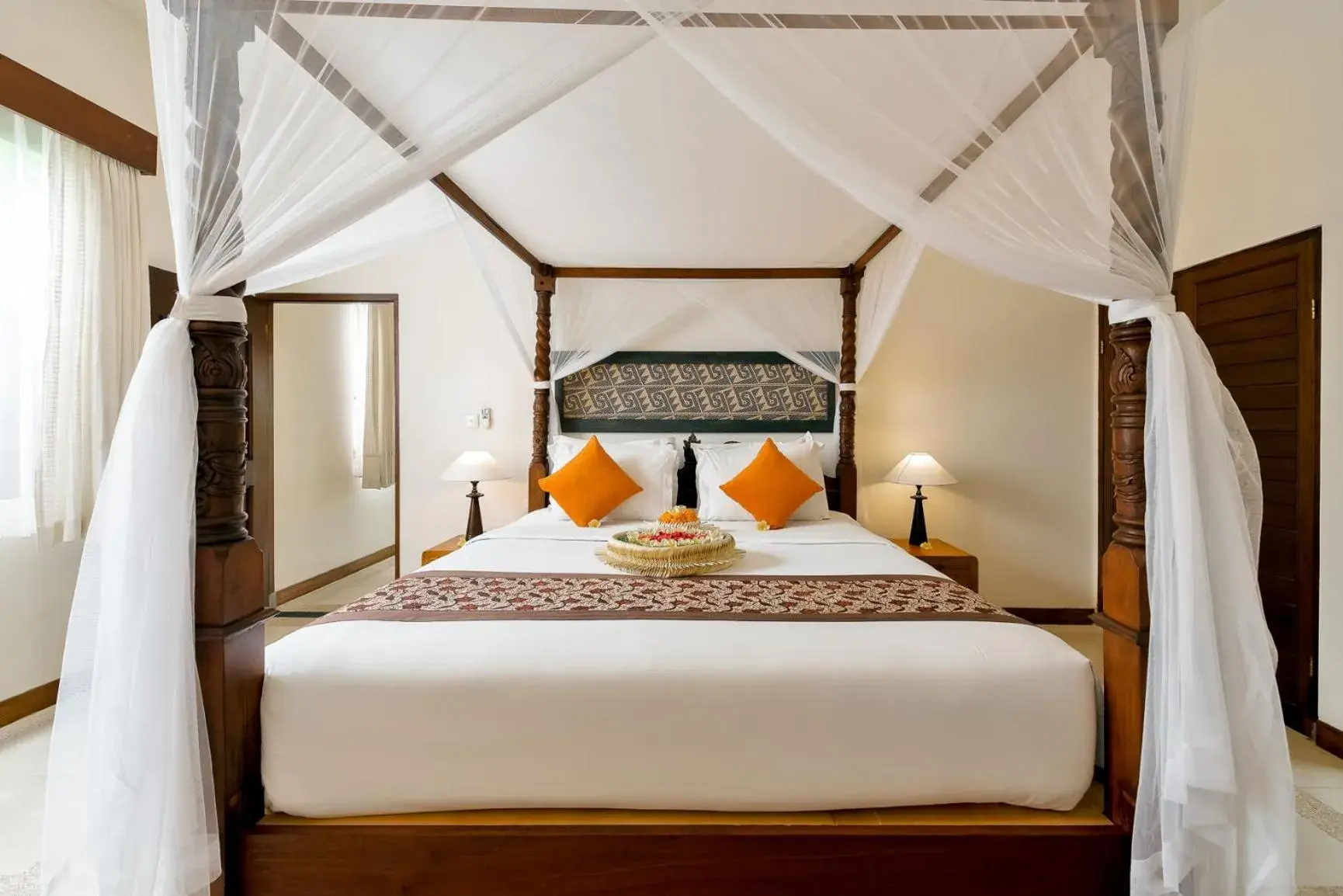 One-Bedroom Villa with Tranquil Garden View in D'Legon Luxury Villas One-Bedroom Villa with Tranquil Garden View in D'Legon Luxury Villas