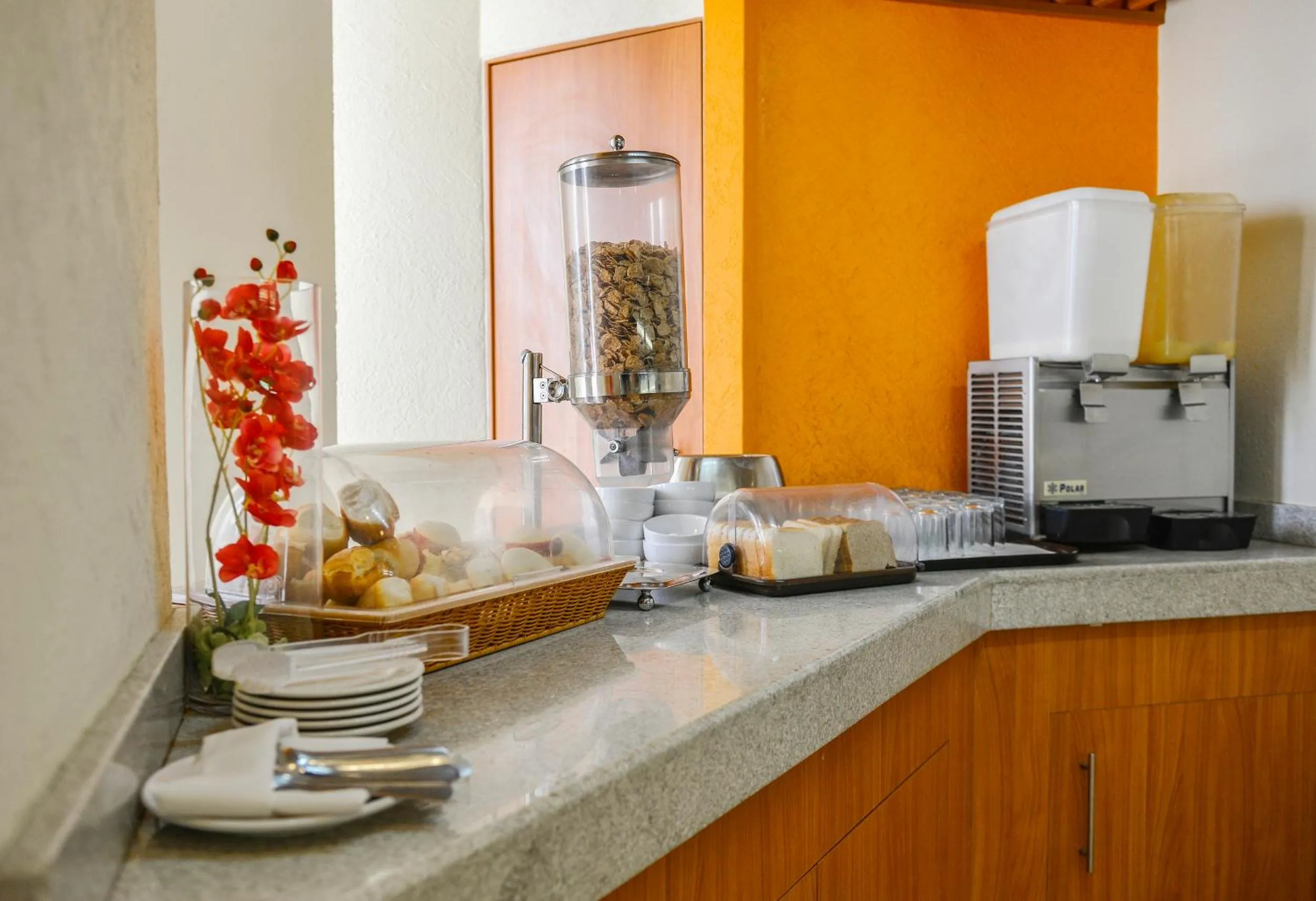 Breakfast in Aranzazu Plaza Kristal Aguascalientes