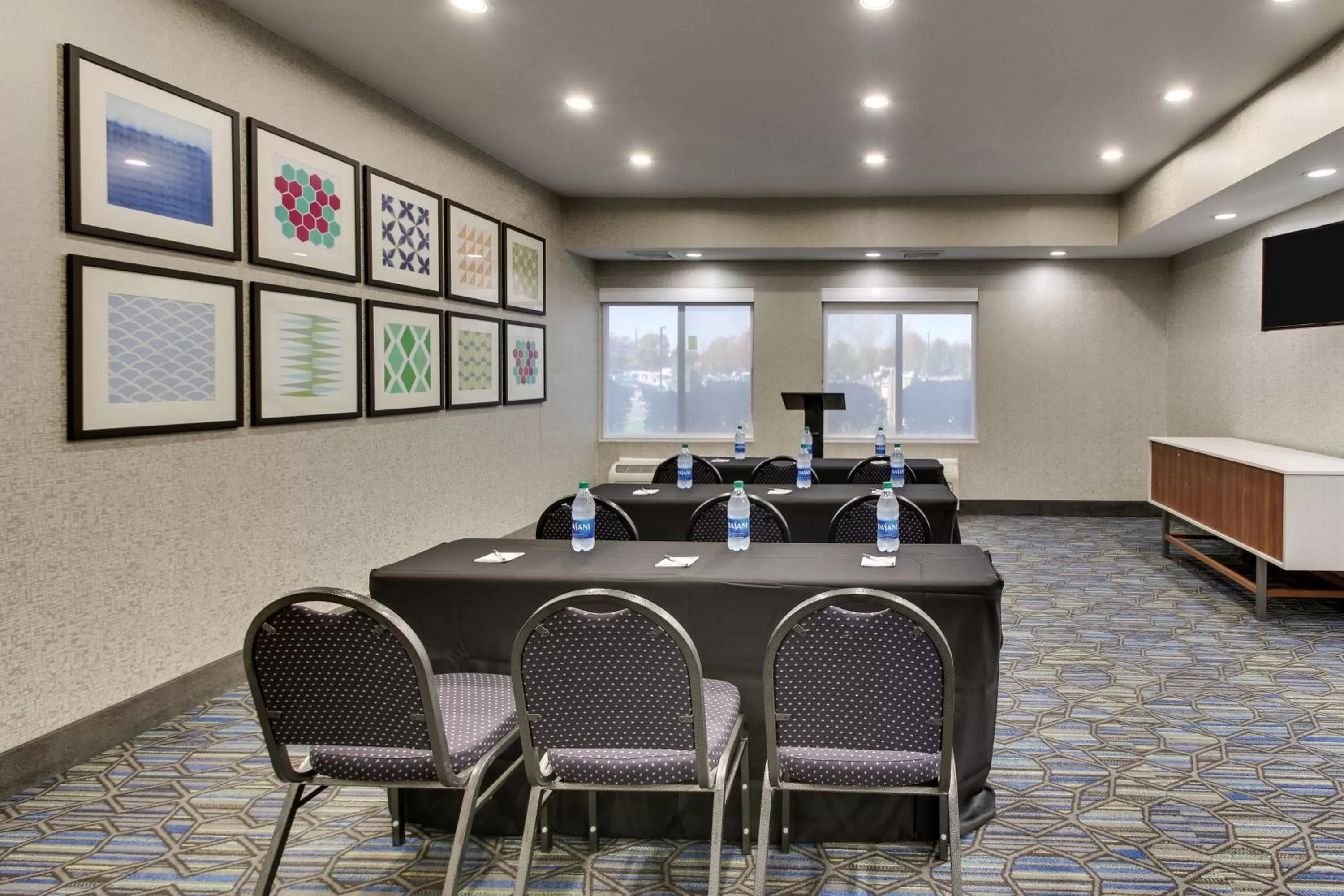 Meeting/conference room in Holiday Inn Express Fishkill-Mid Hudson Valley by IHG
