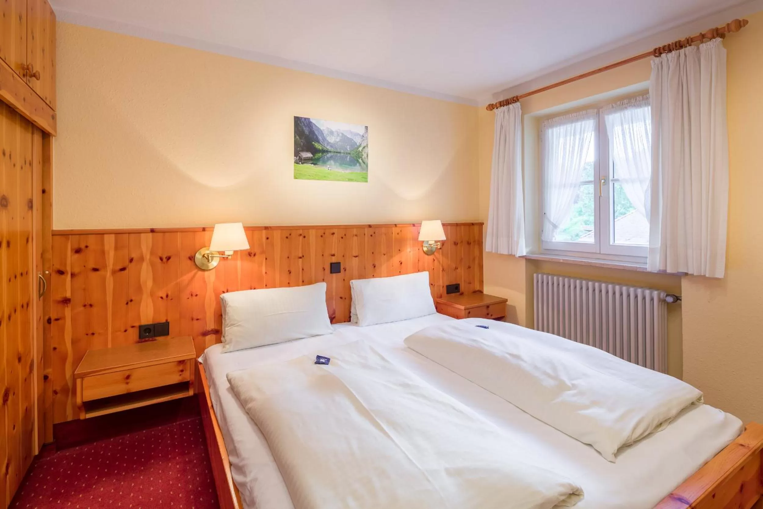Photo of the whole room, Bed in Hotel Hörterer Der Hammerwirt