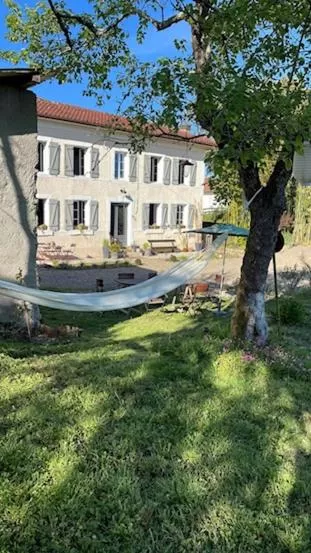 Property Building in La Chaise Haute