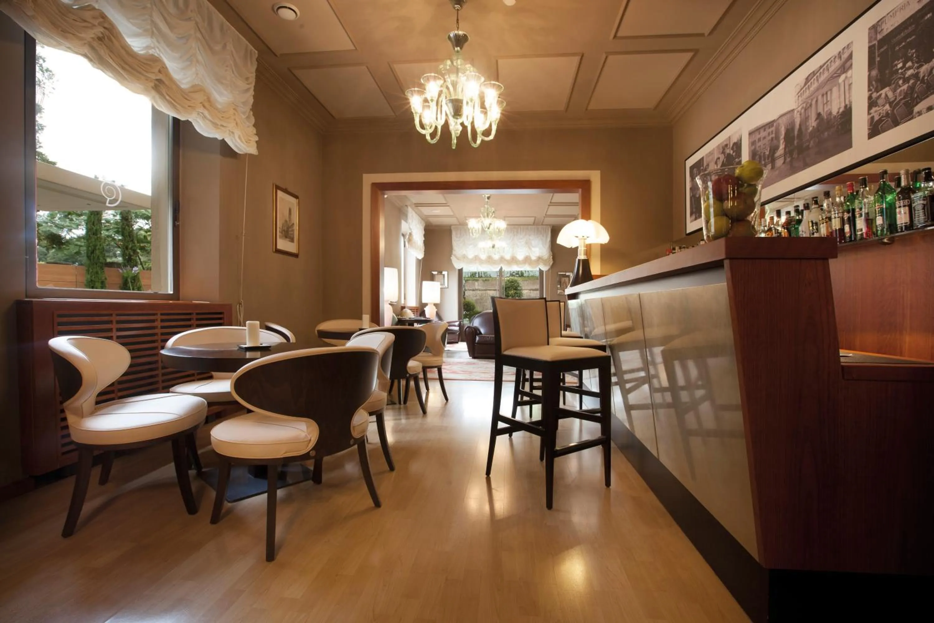 Communal lounge/ TV room in Albergo Celide