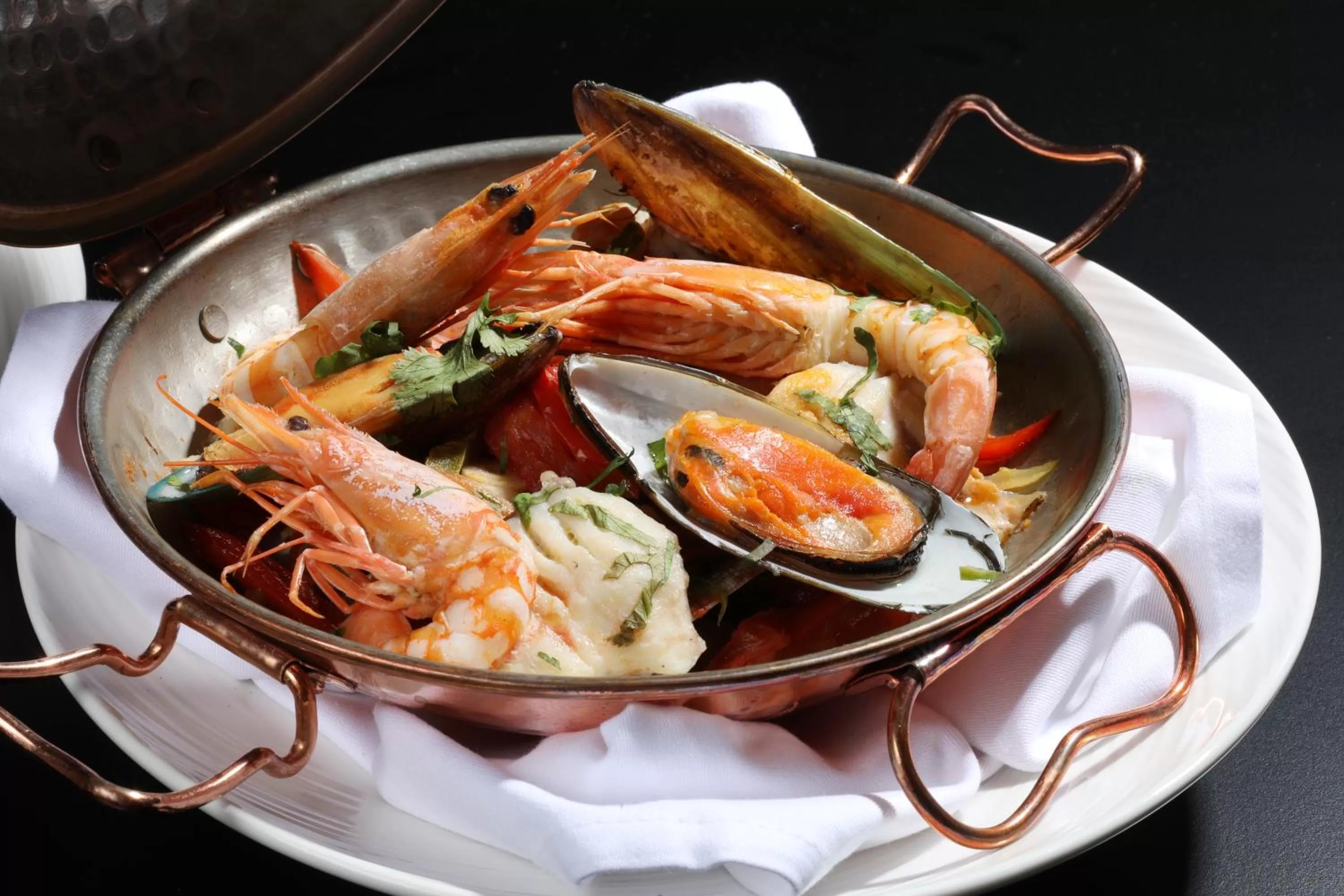 Food and drinks in Iberostar Selection Lisboa