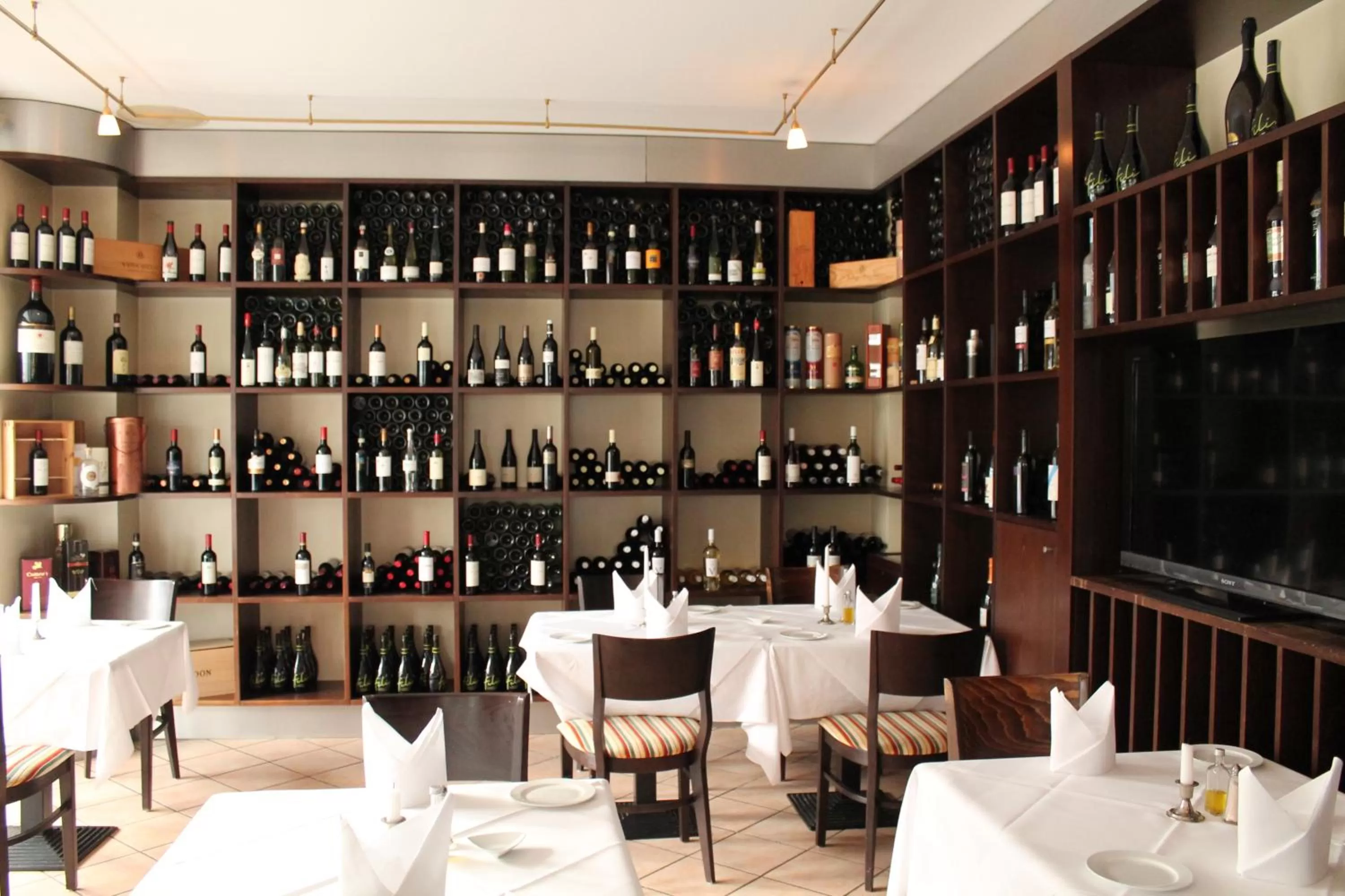 Restaurant/Places to Eat in Hotel Villa Belvedere