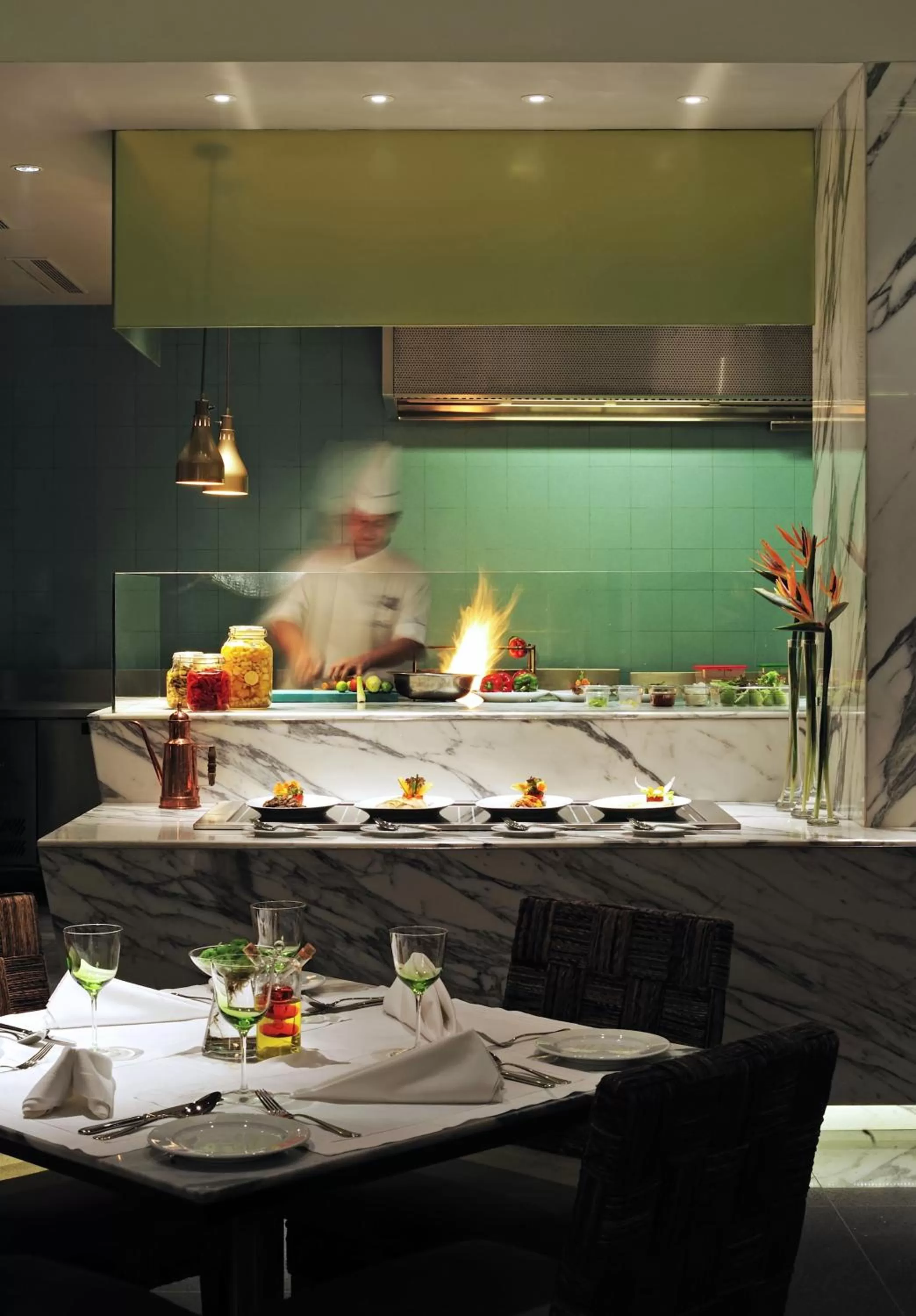 Restaurant/places to eat in Taj Bengal