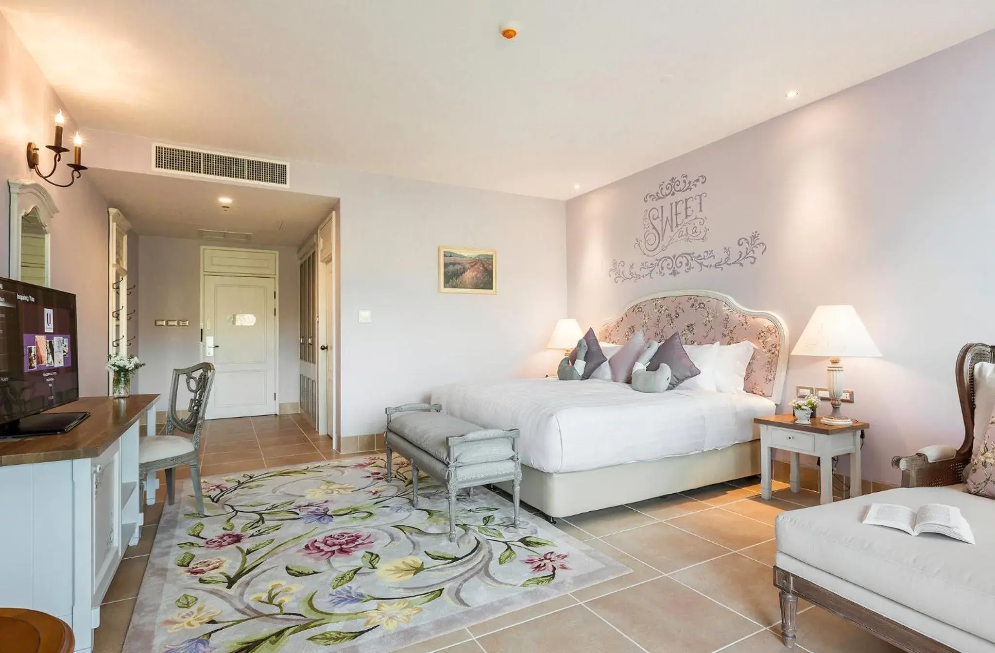 Deluxe Pool View (24 Hours Use of Room) in U Khao Yai Deluxe Pool View (24 Hours Use of Room) in U Khao Yai